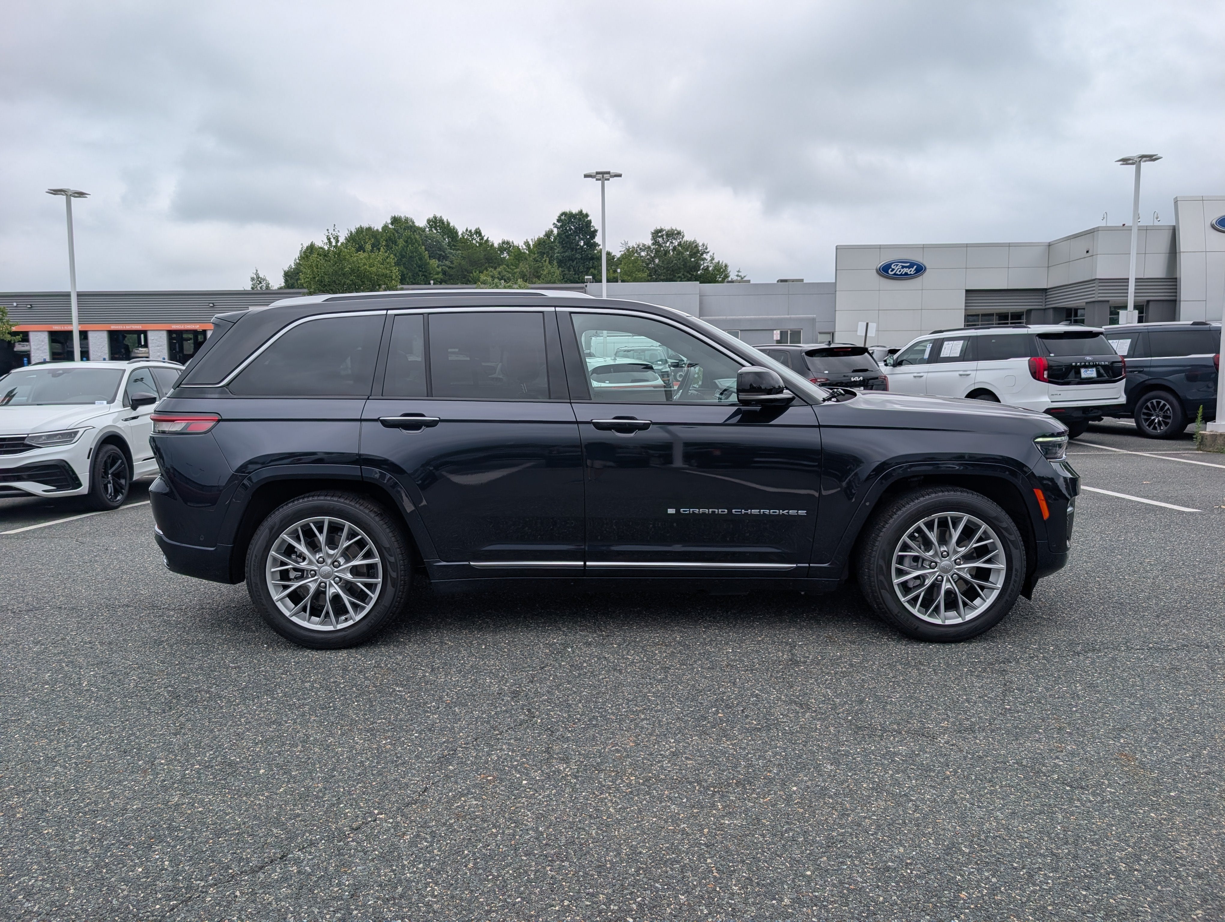 2023 Jeep Grand Cherokee 4xe Summit