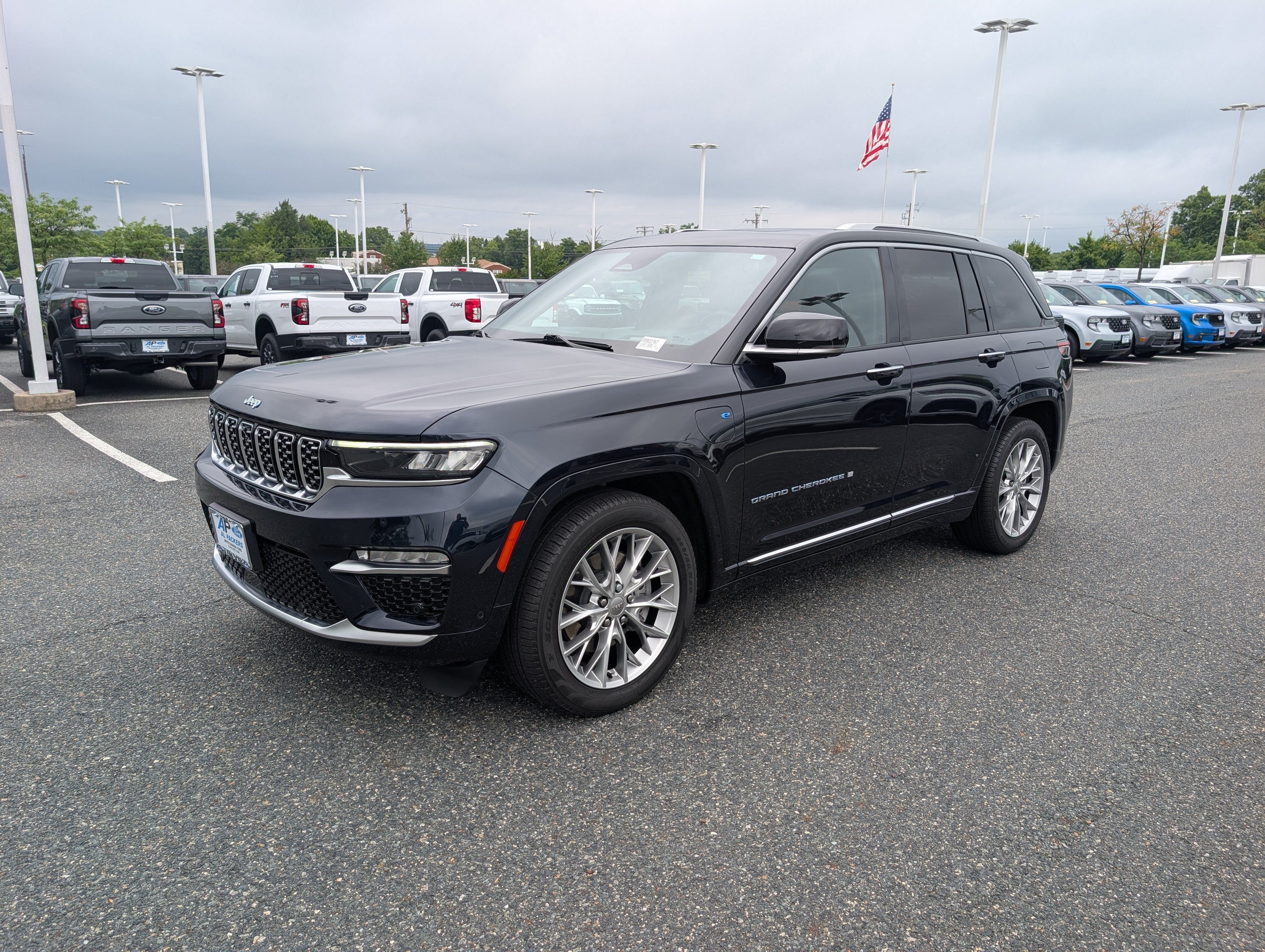 2023 Jeep Grand Cherokee 4xe Summit