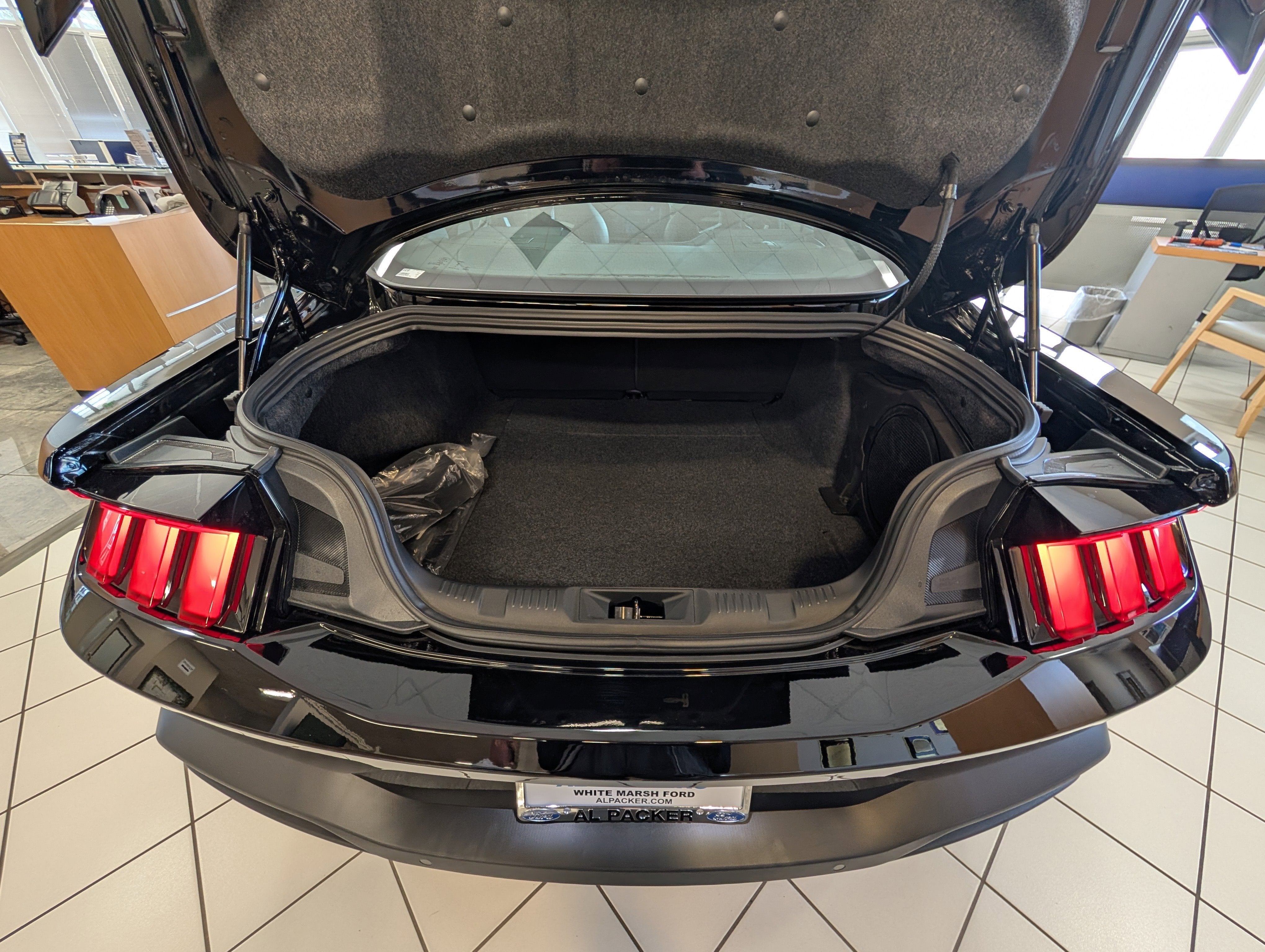 2026 Ford Mustang Dark Horse