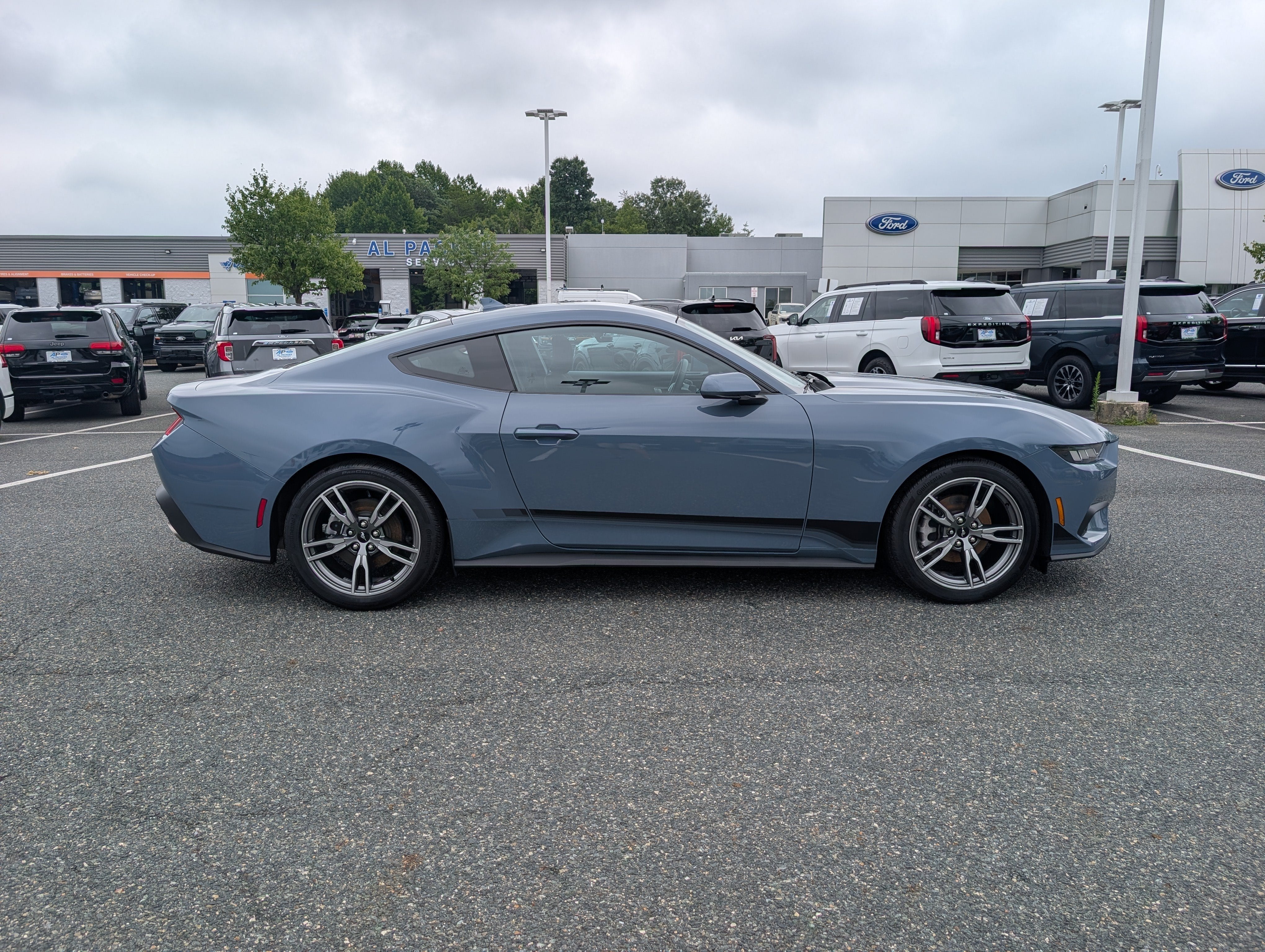 2025 Ford Mustang EcoBoost