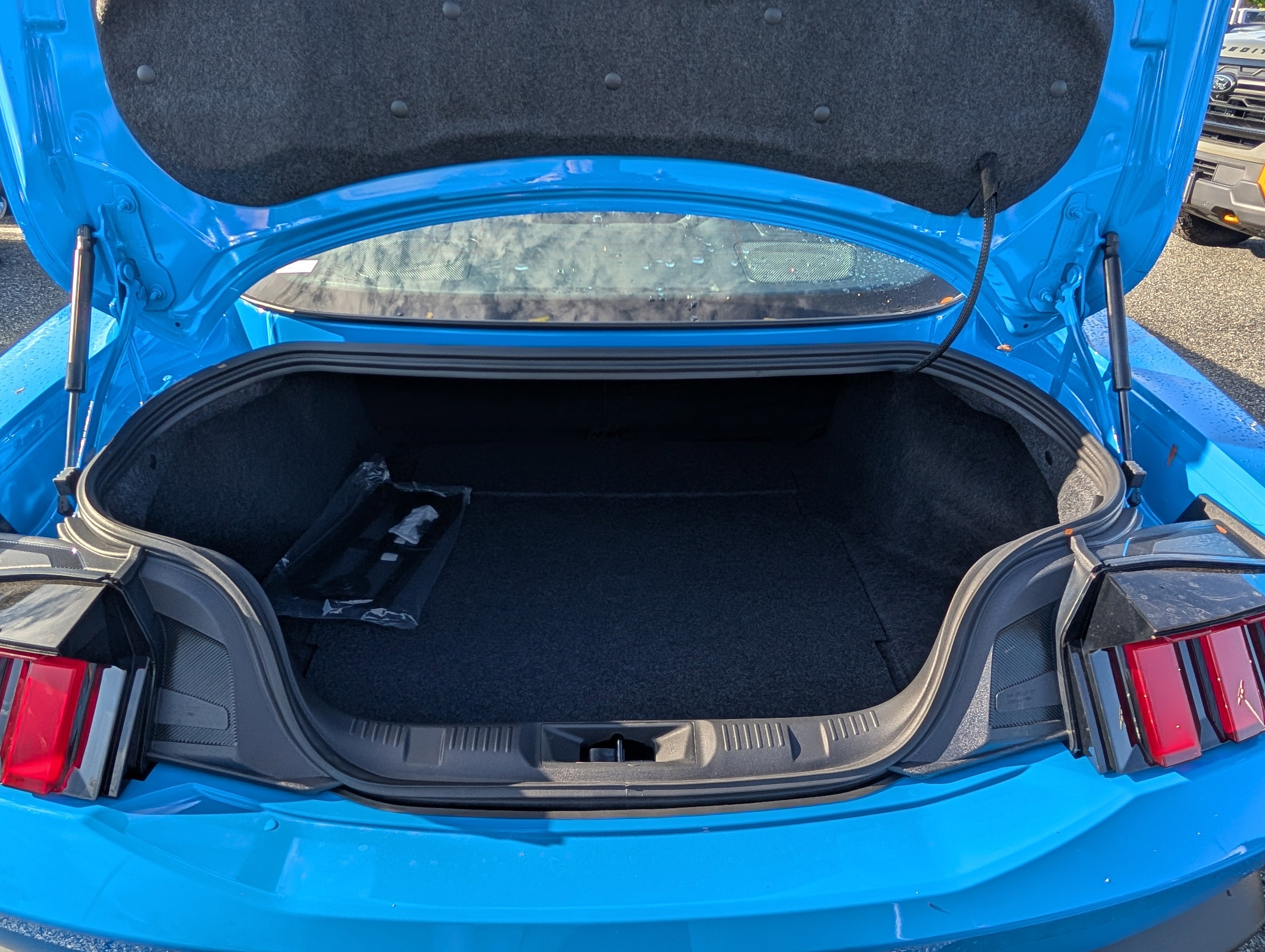 2025 Ford Mustang EcoBoost