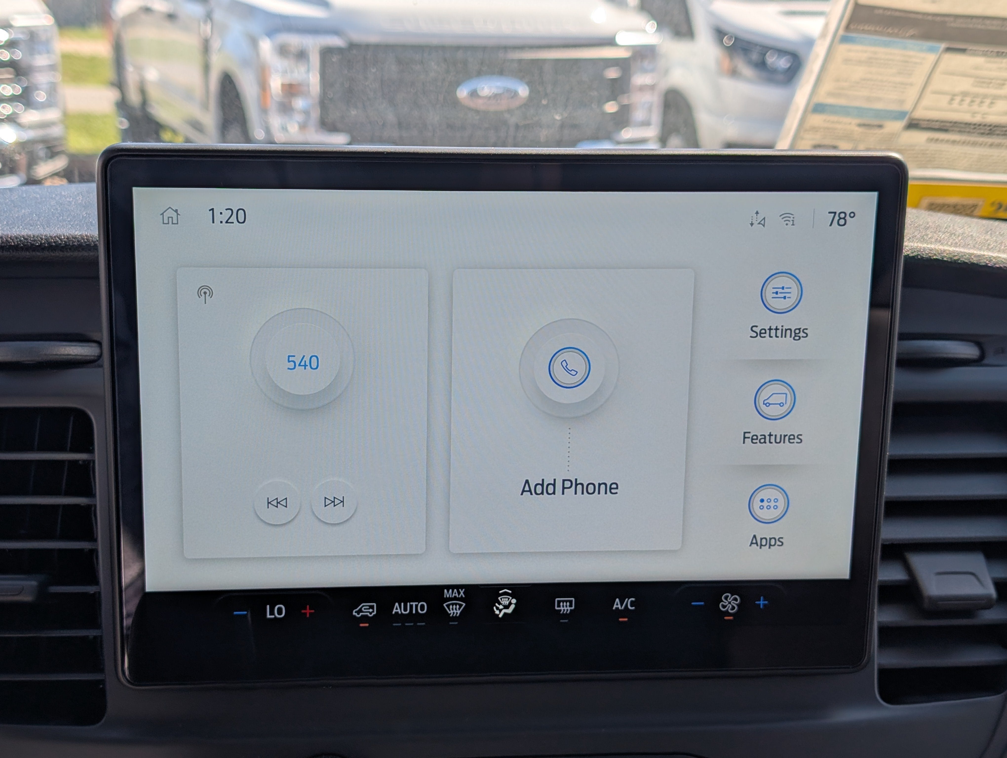 2026 Ford Transit Passenger Wagon XL