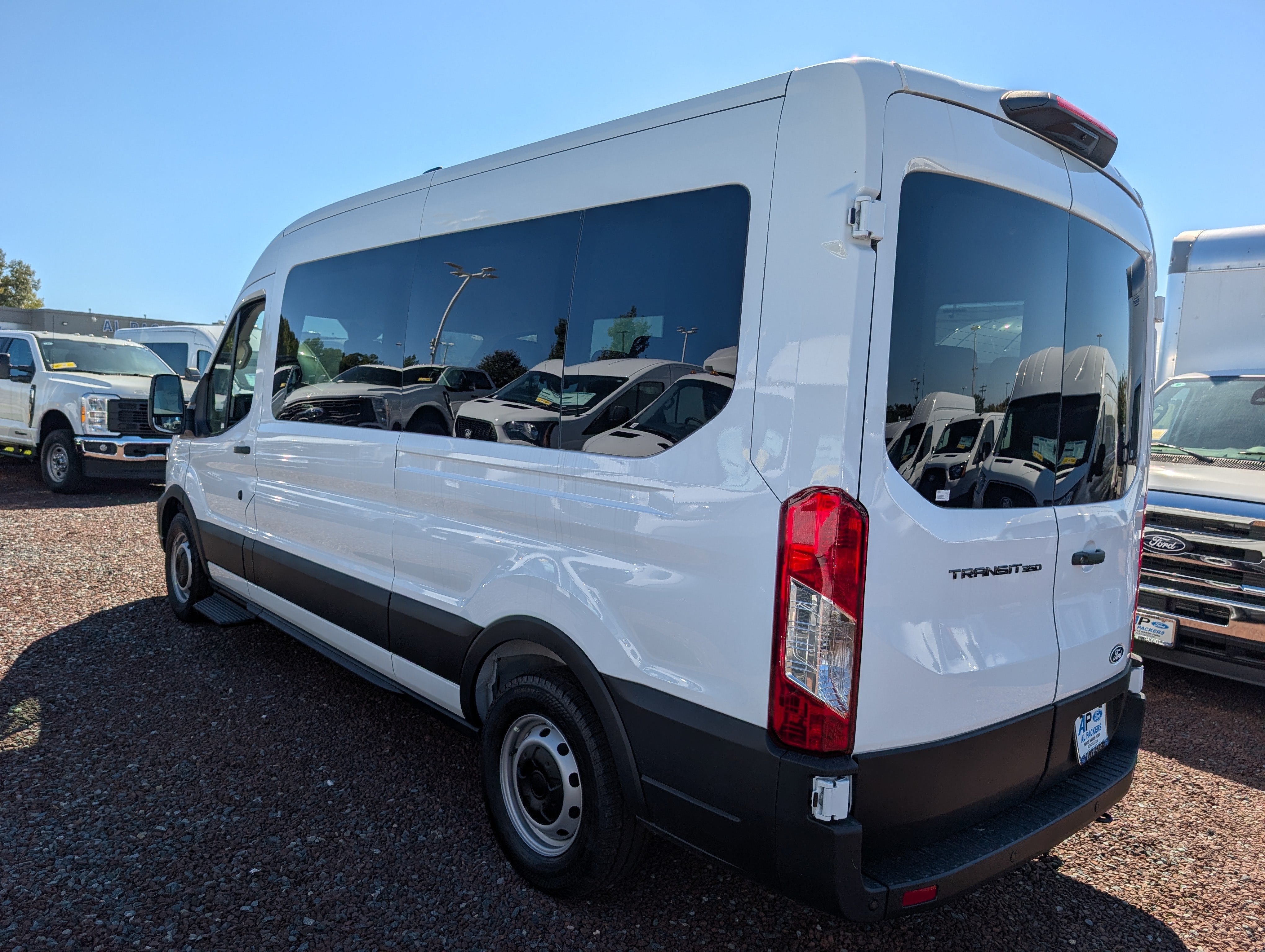 2026 Ford Transit Passenger Wagon XL