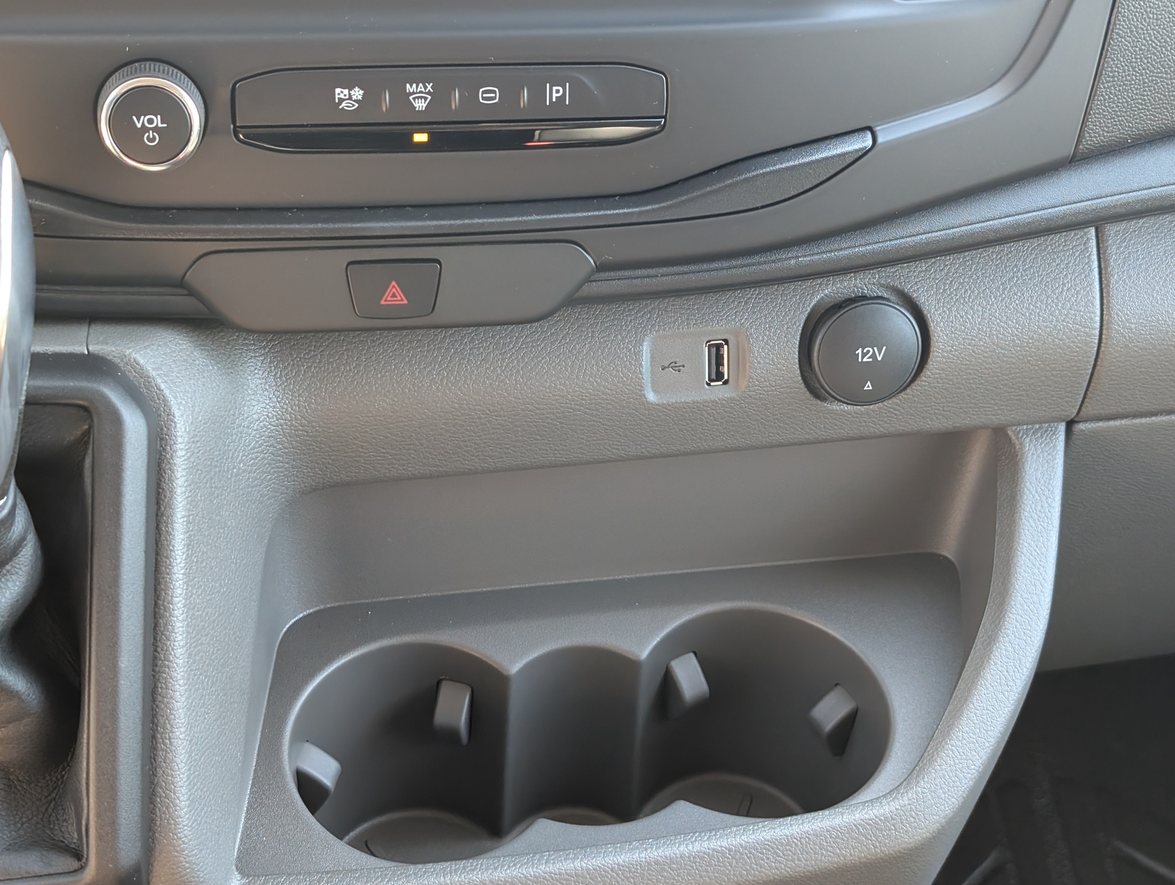 2027 Ford Transit Passenger Wagon XL