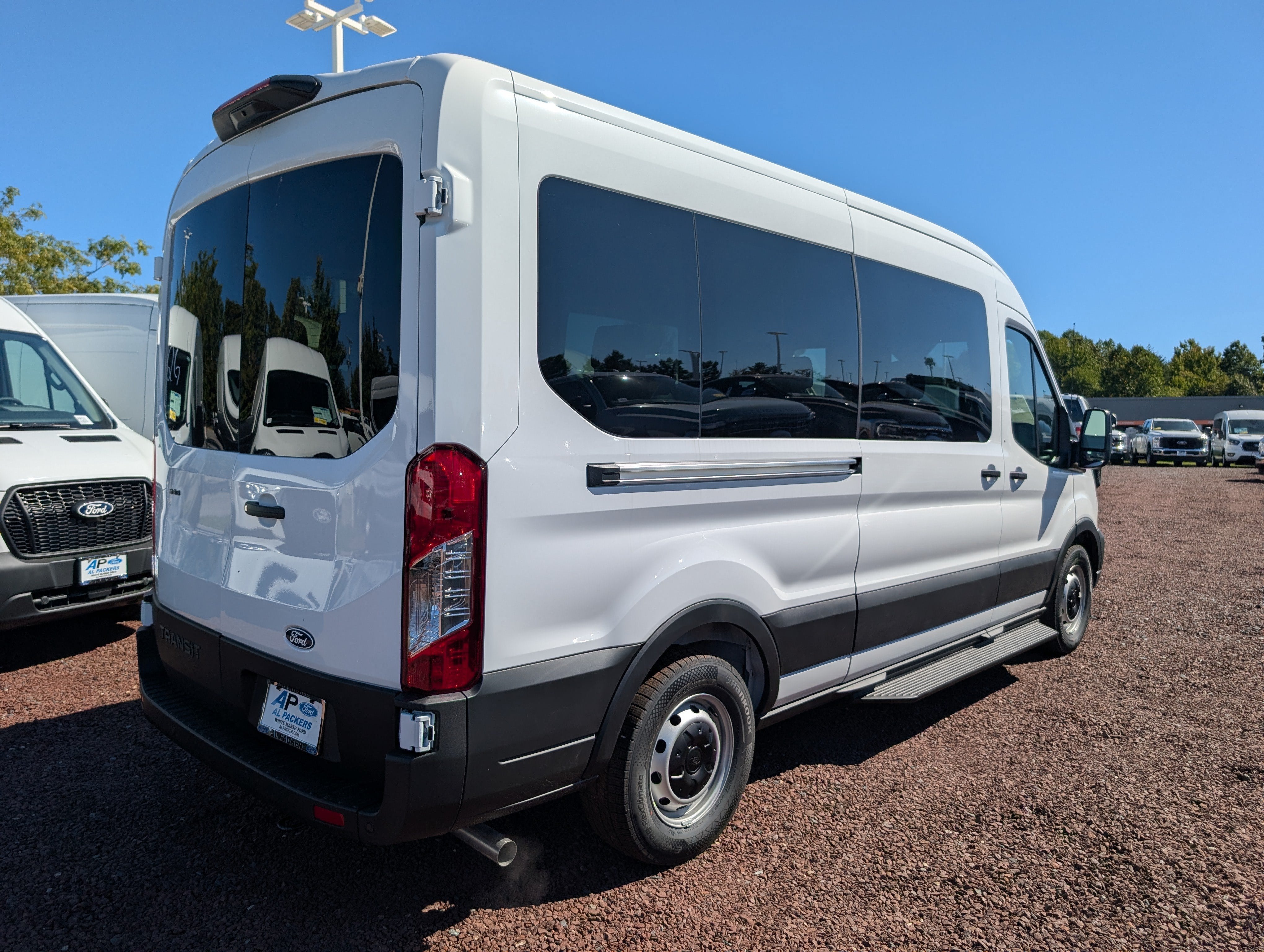 2027 Ford Transit Passenger Wagon XL