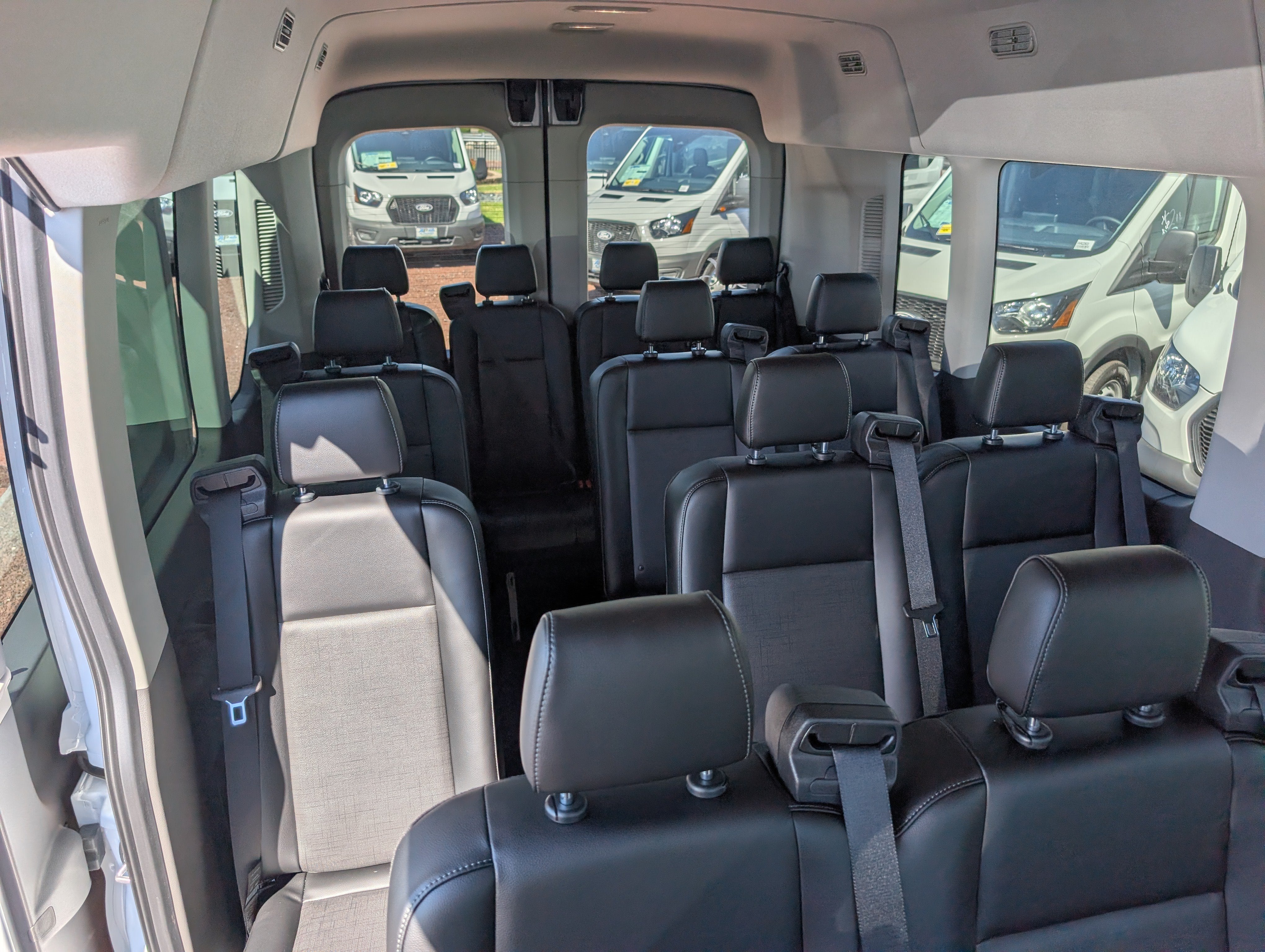 2027 Ford Transit Passenger Wagon XL
