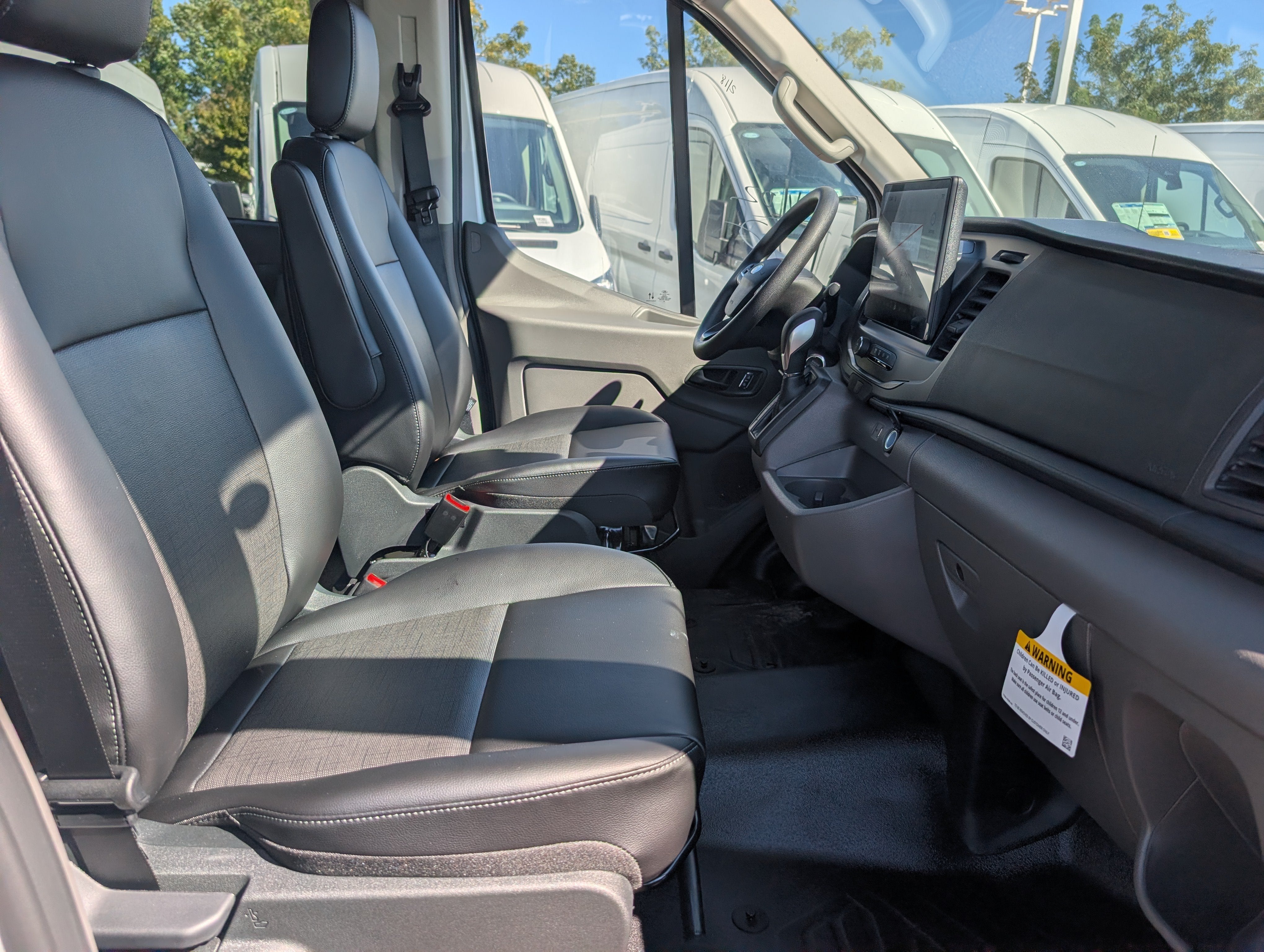 2027 Ford Transit Passenger Wagon XL
