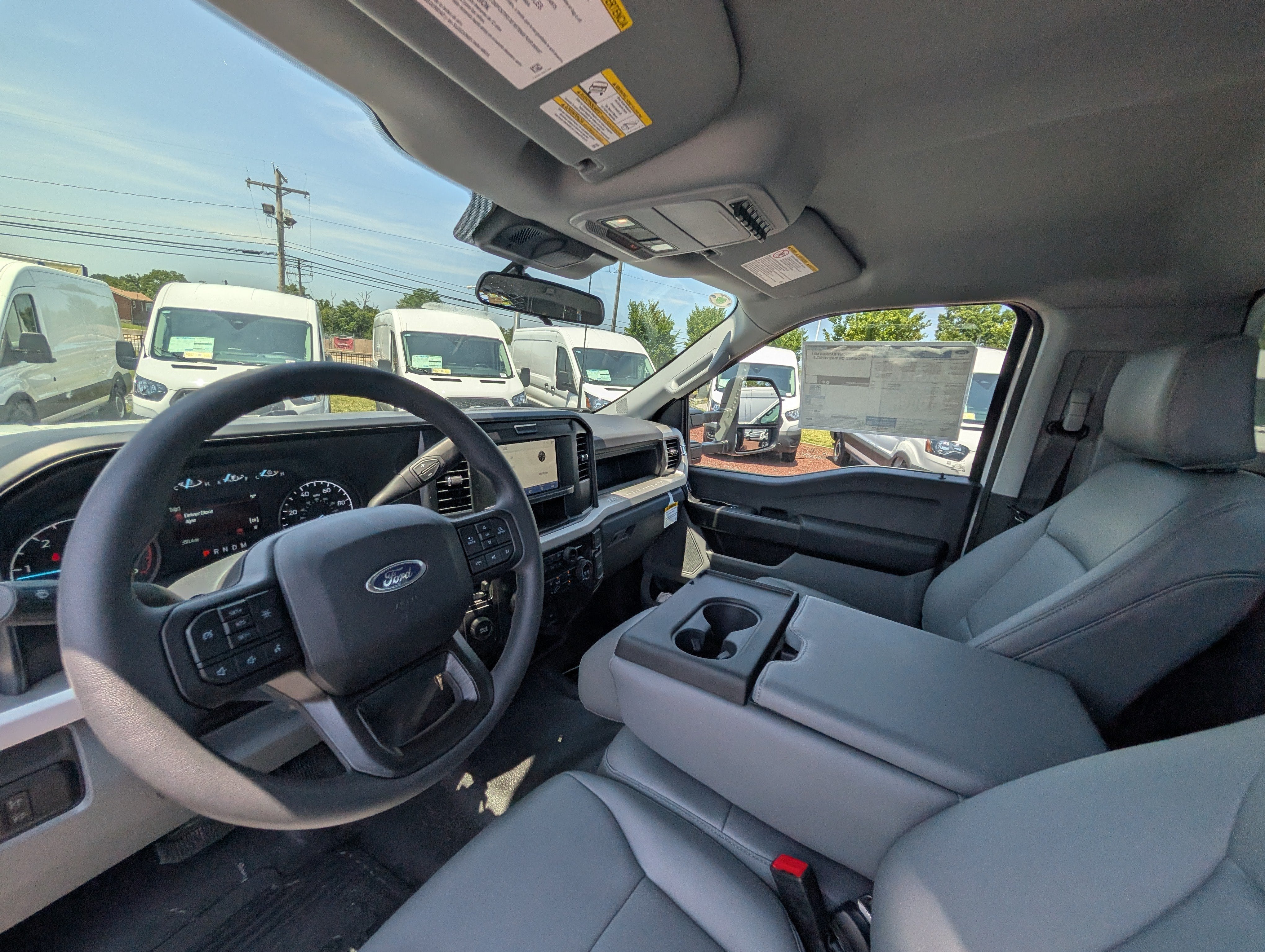 2026 Ford Super Duty F-550 DRW XL