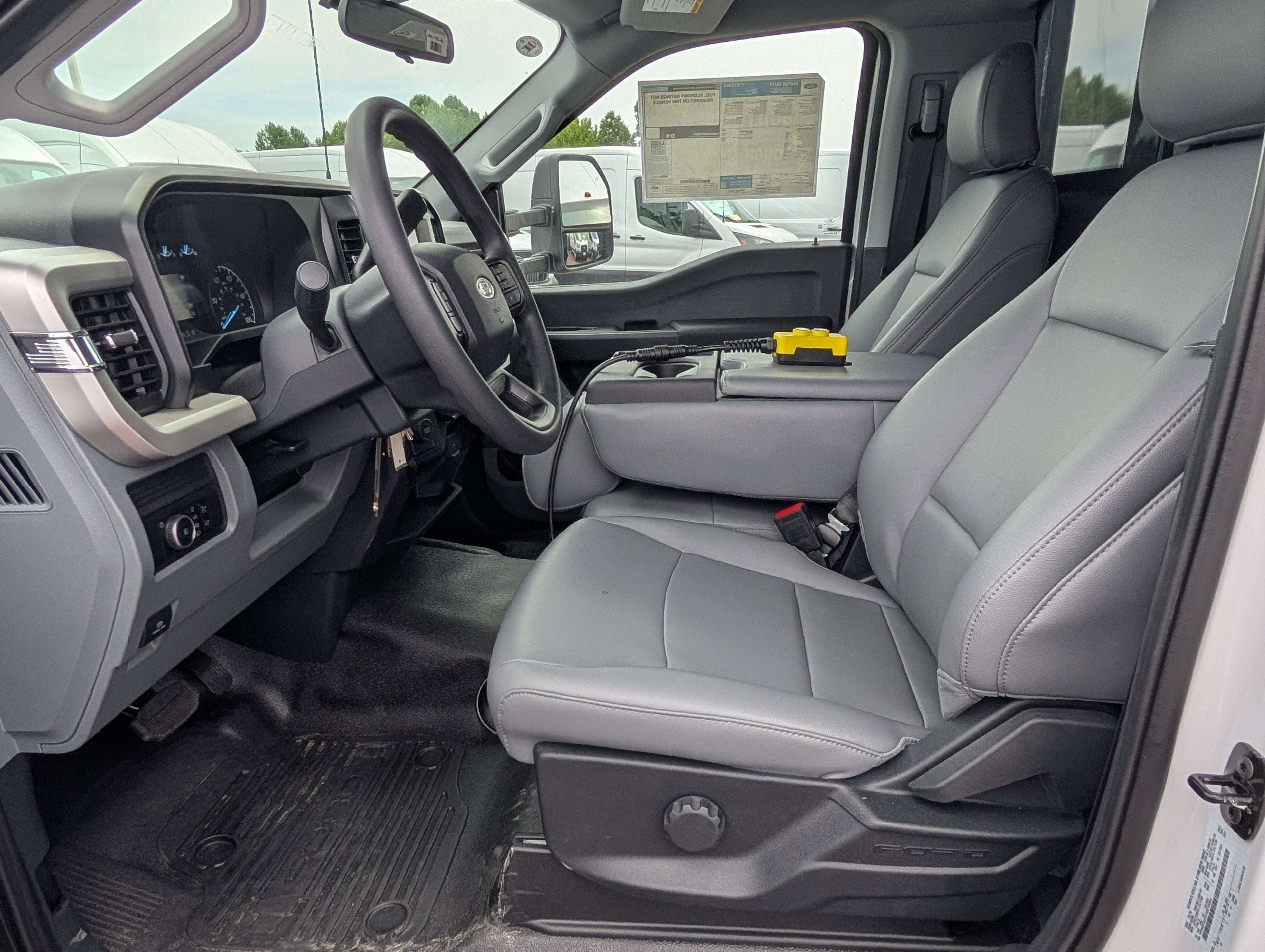 2026 Ford Super Duty F-350 DRW XL