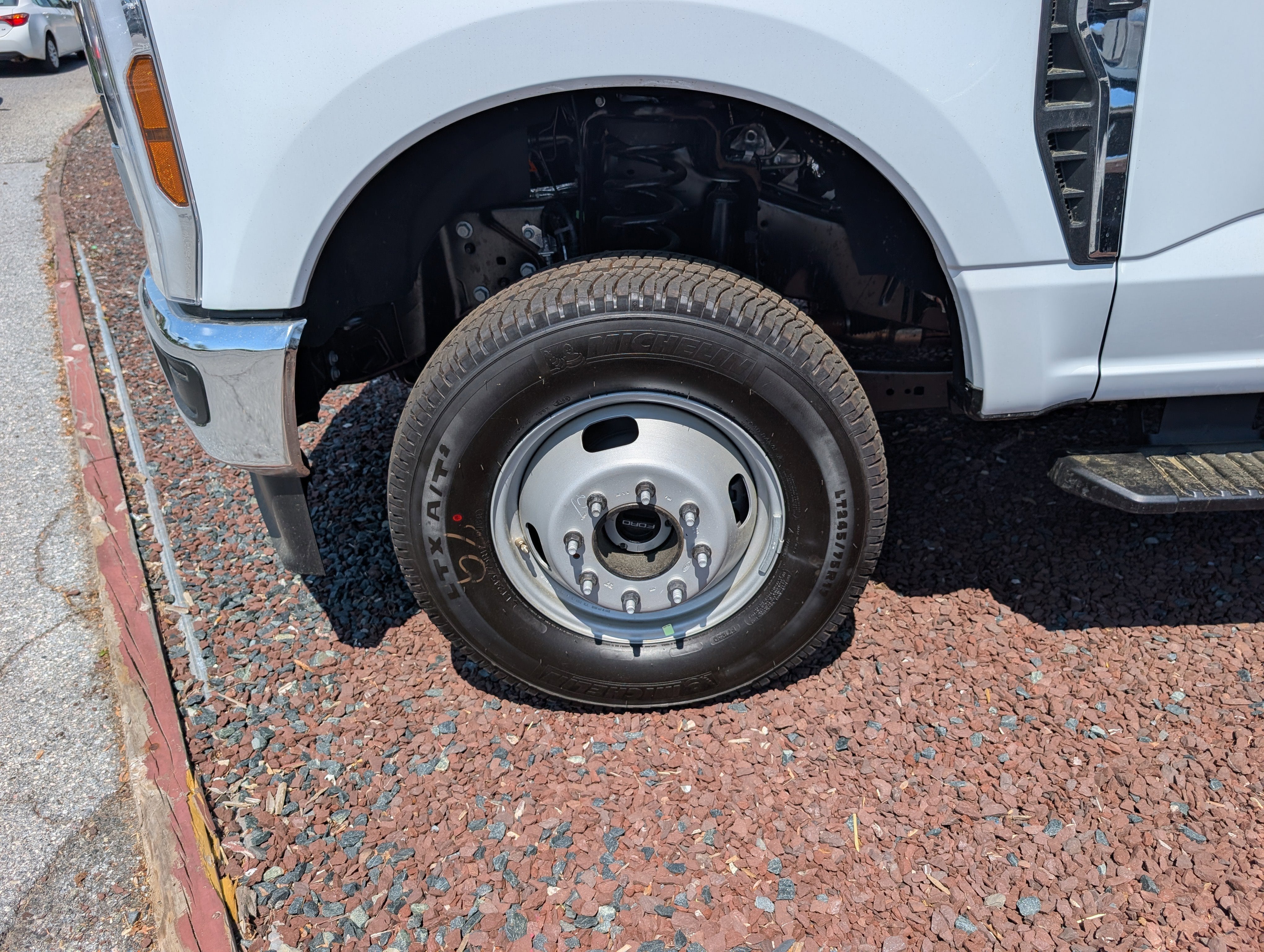 2026 Ford Super Duty F-350 DRW XL