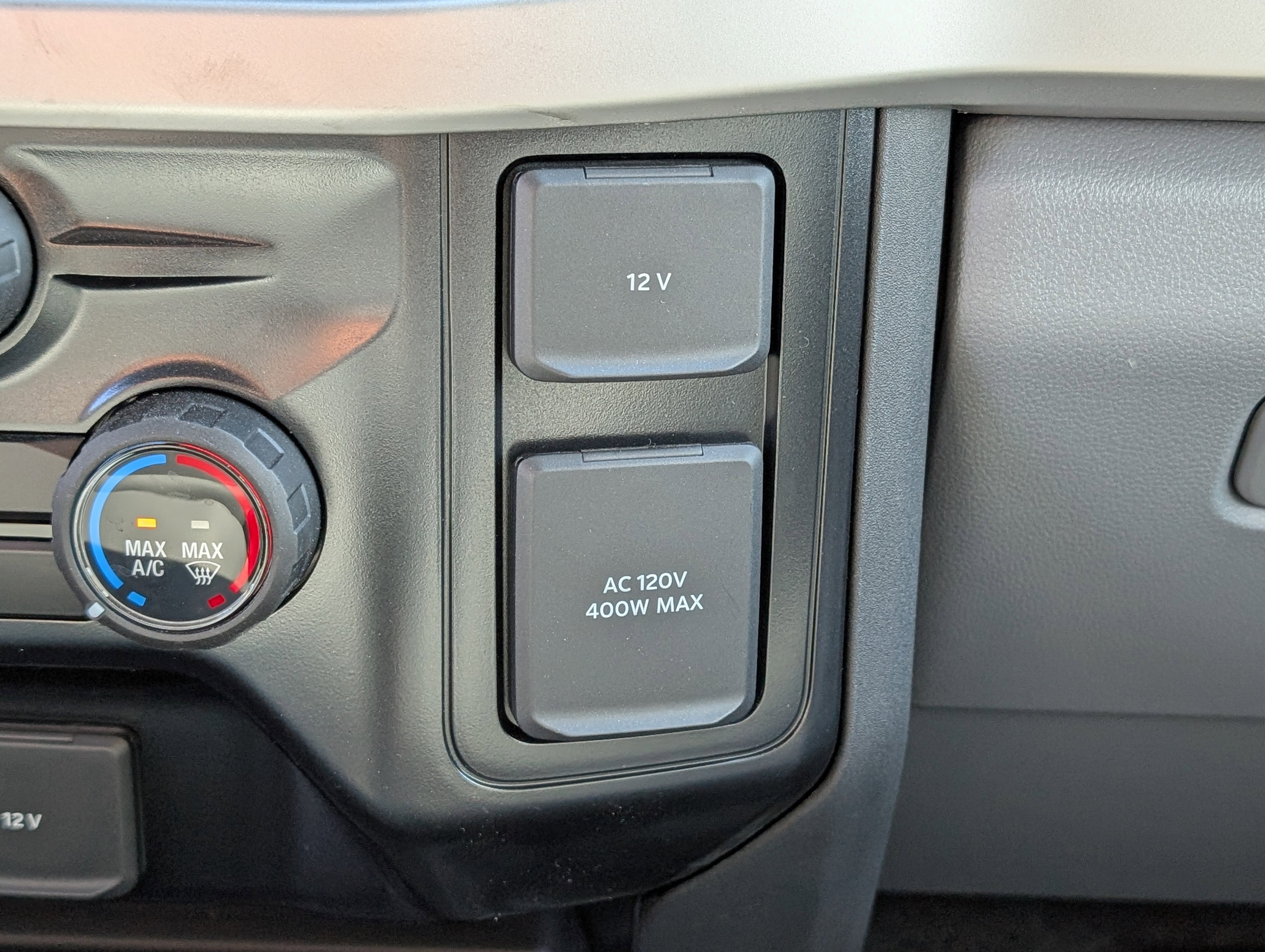 2025 Ford Super Duty F-550 DRW XL