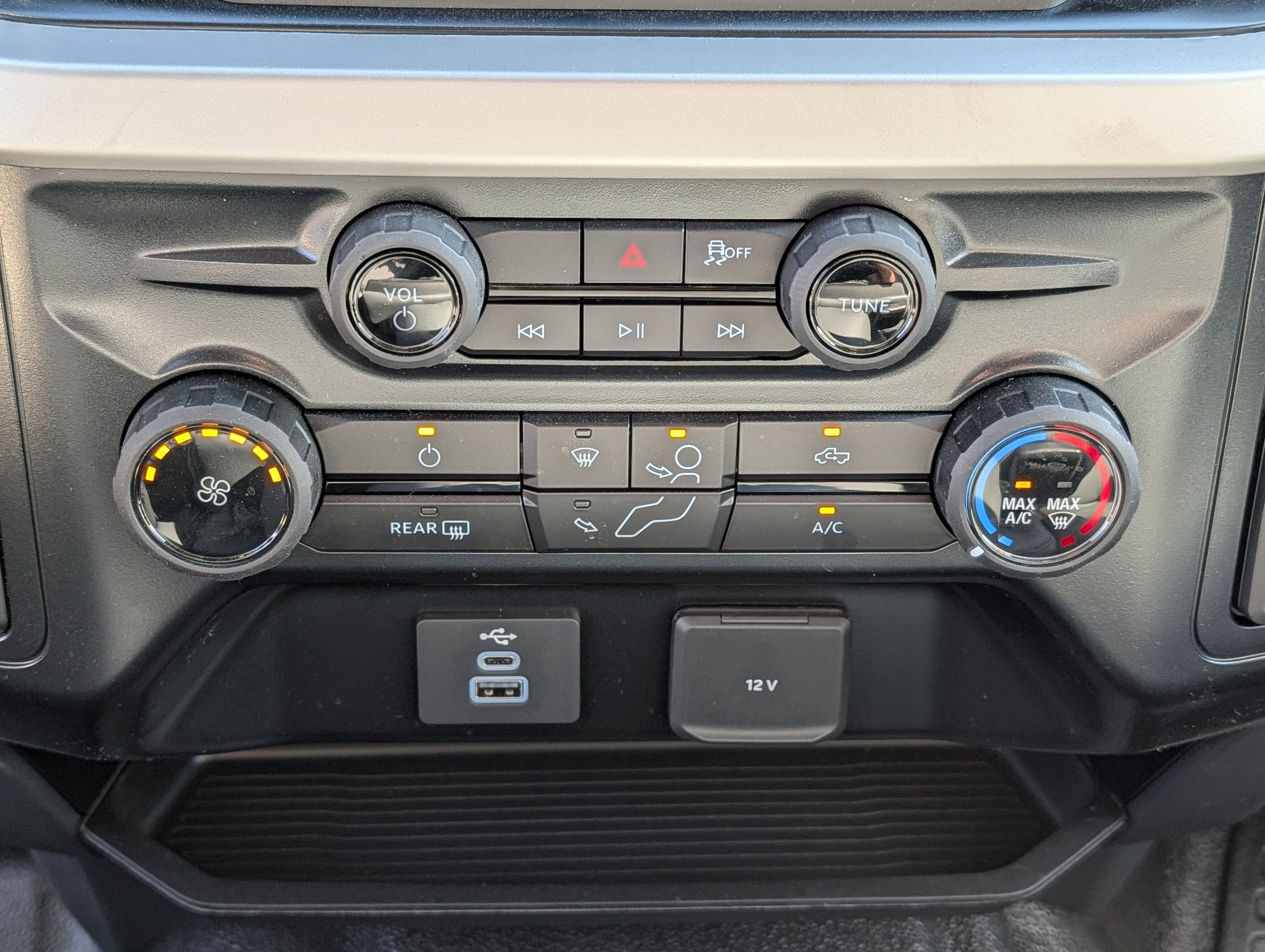 2025 Ford Super Duty F-550 DRW XL