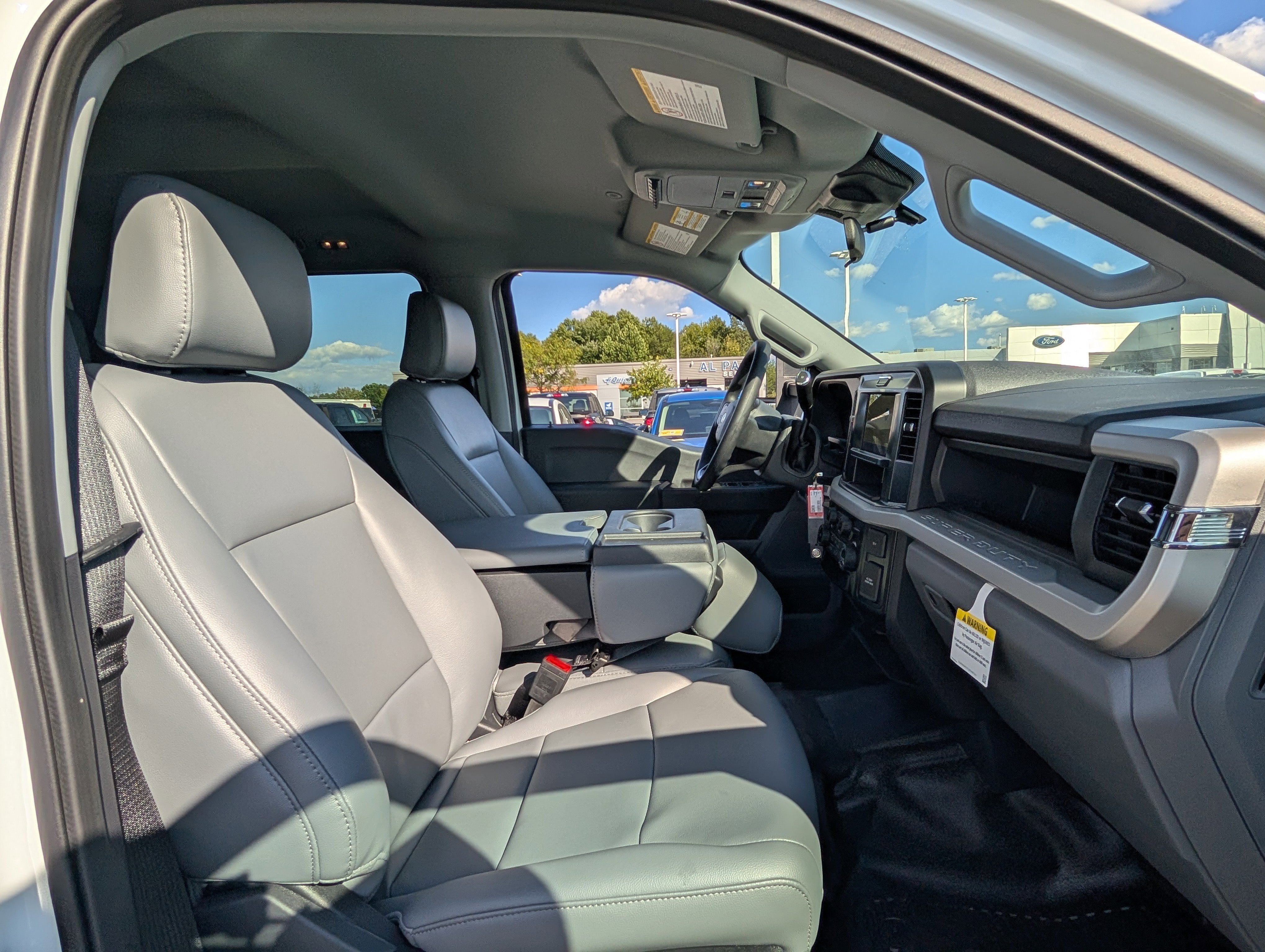 2025 Ford Super Duty F-550 DRW XL