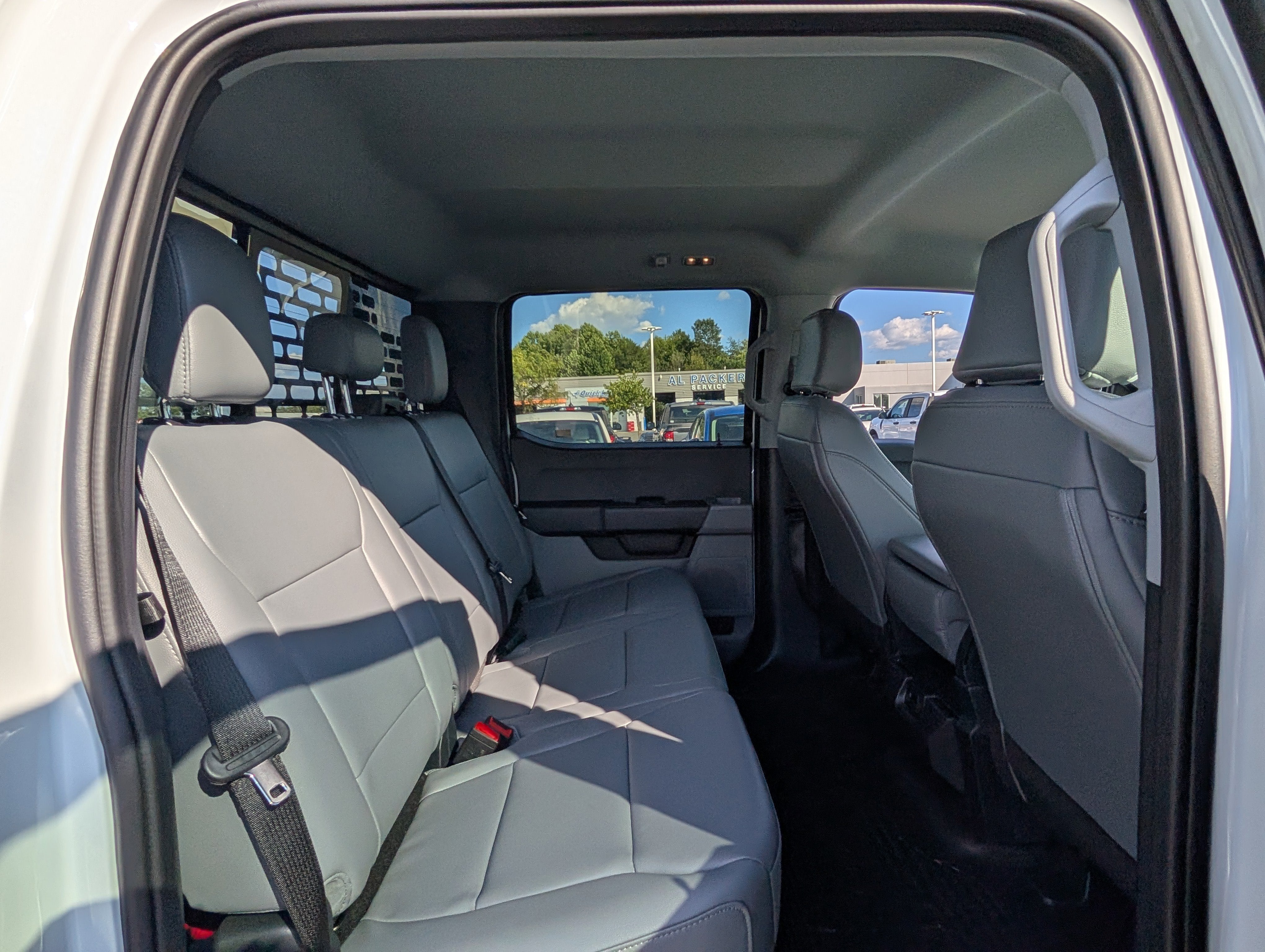 2025 Ford Super Duty F-550 DRW XL