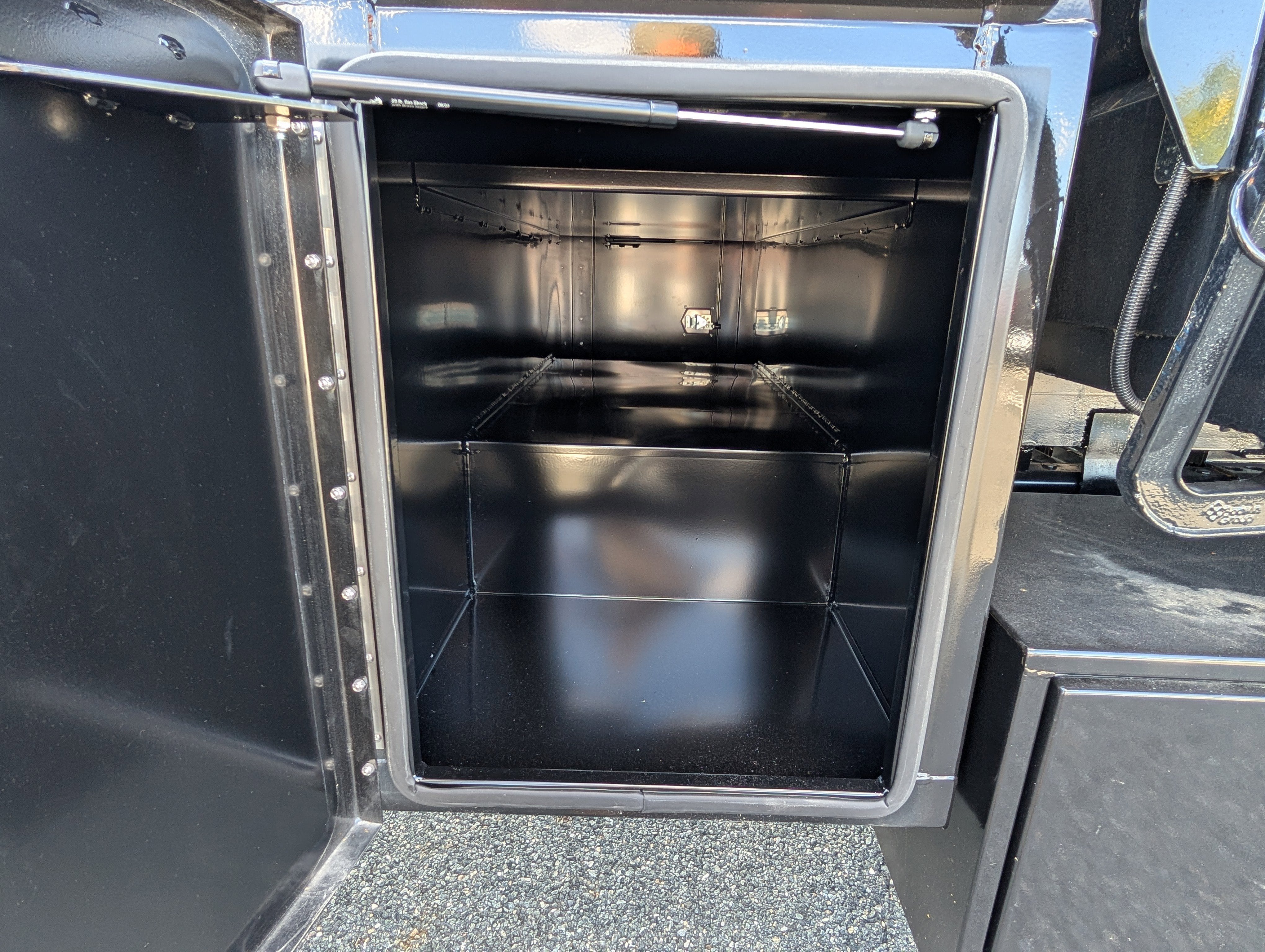 2025 Ford Super Duty F-550 DRW XL