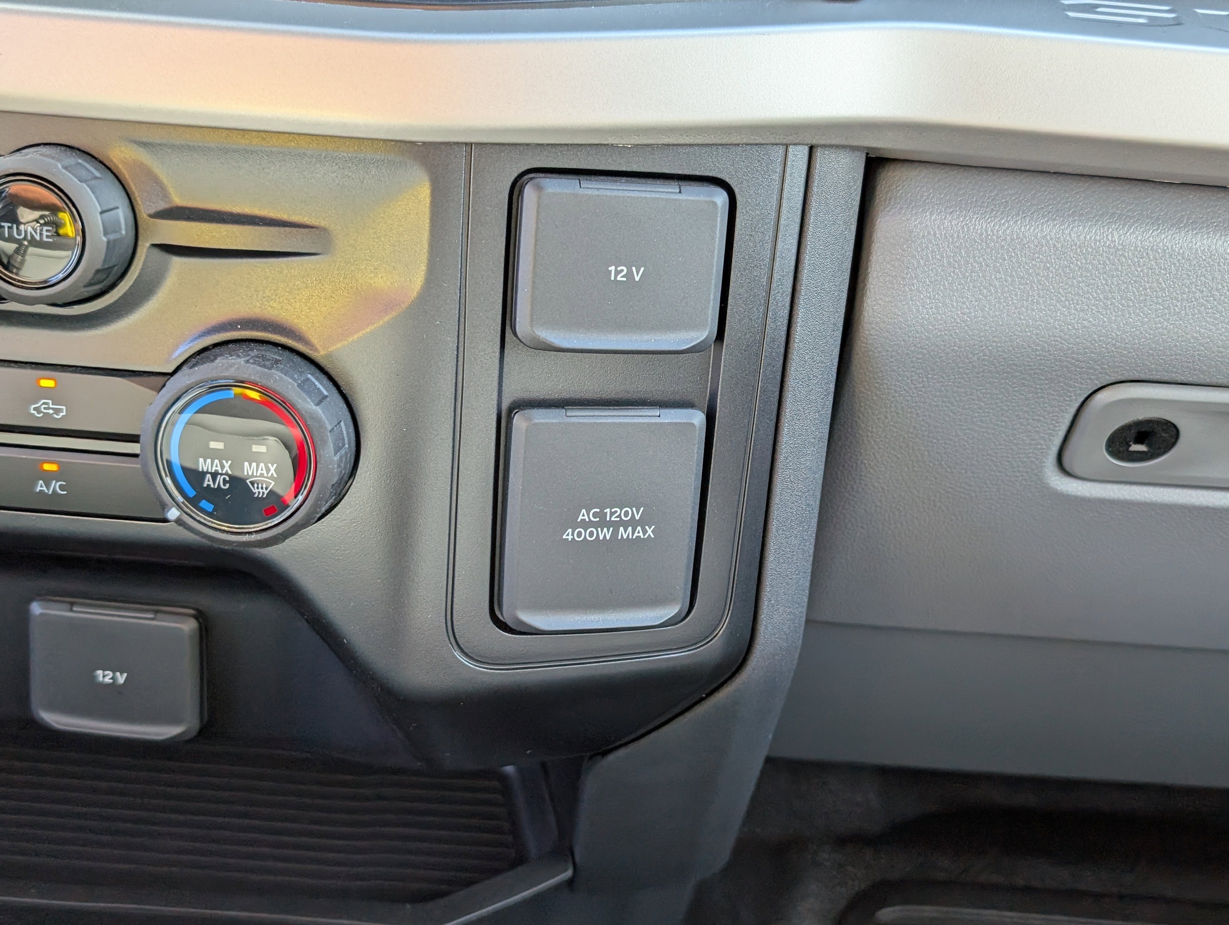 2025 Ford Super Duty F-550 DRW XL