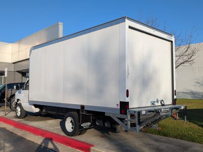 2026 Ford E-Series Cutaway E-450 DRW