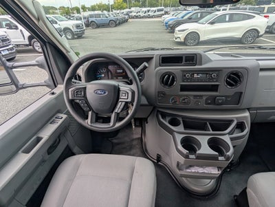 2026 Ford E-Series Cutaway E-450 DRW