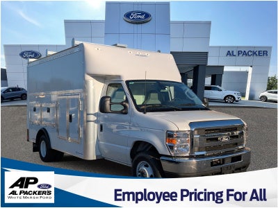 2026 Ford E-Series Cutaway E-450 DRW