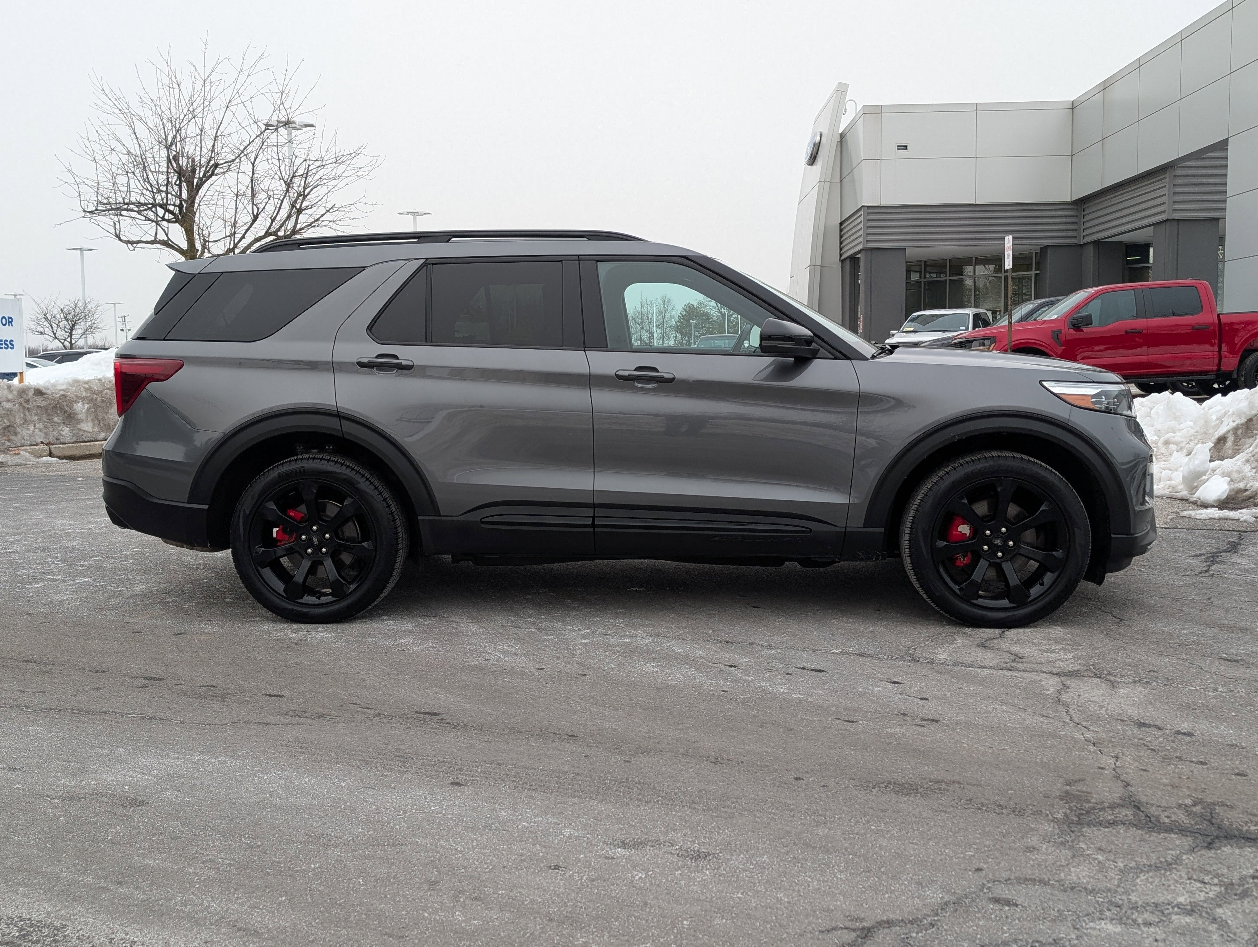 2024 Ford Explorer ST