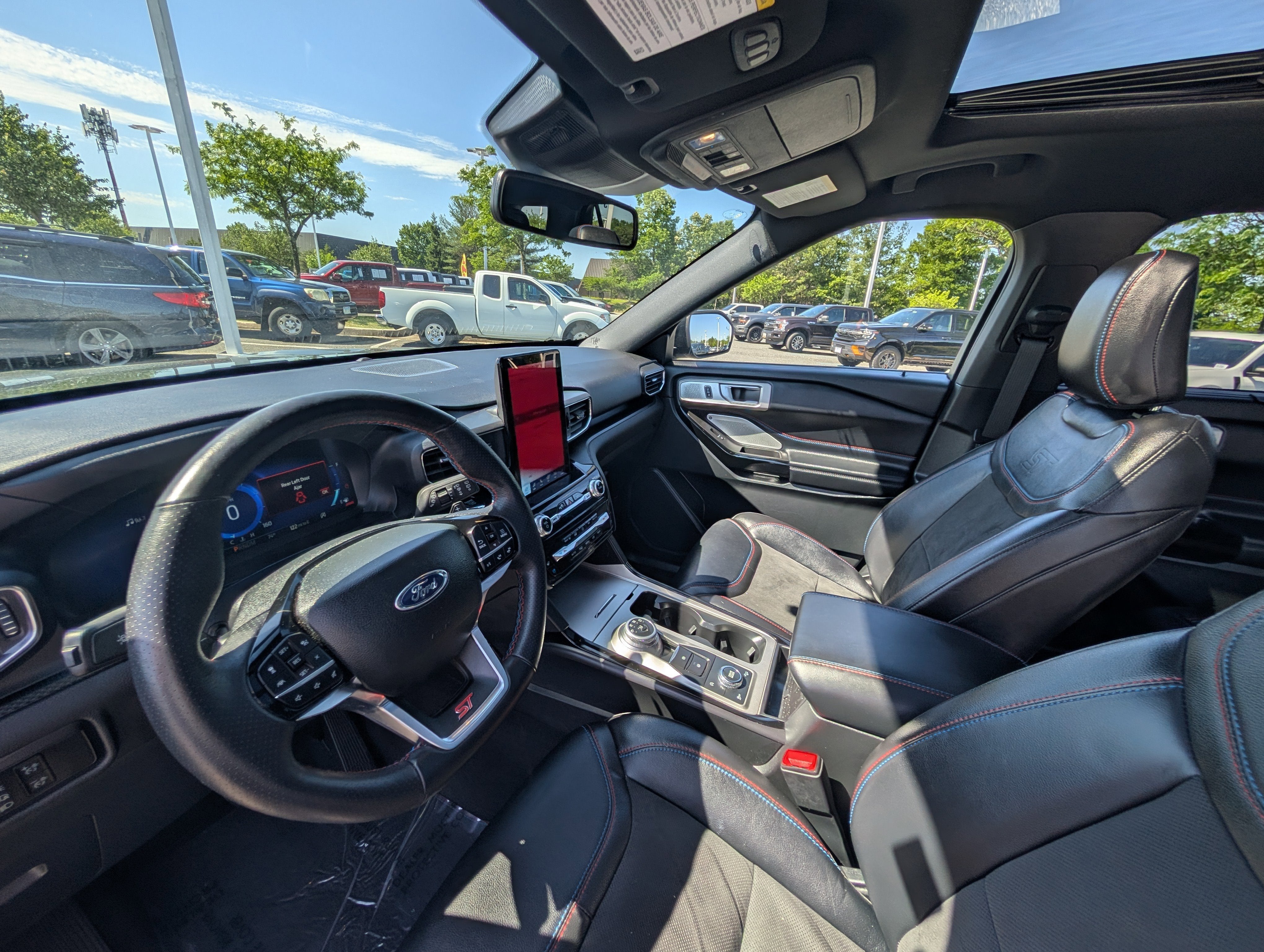 2023 Ford Explorer ST