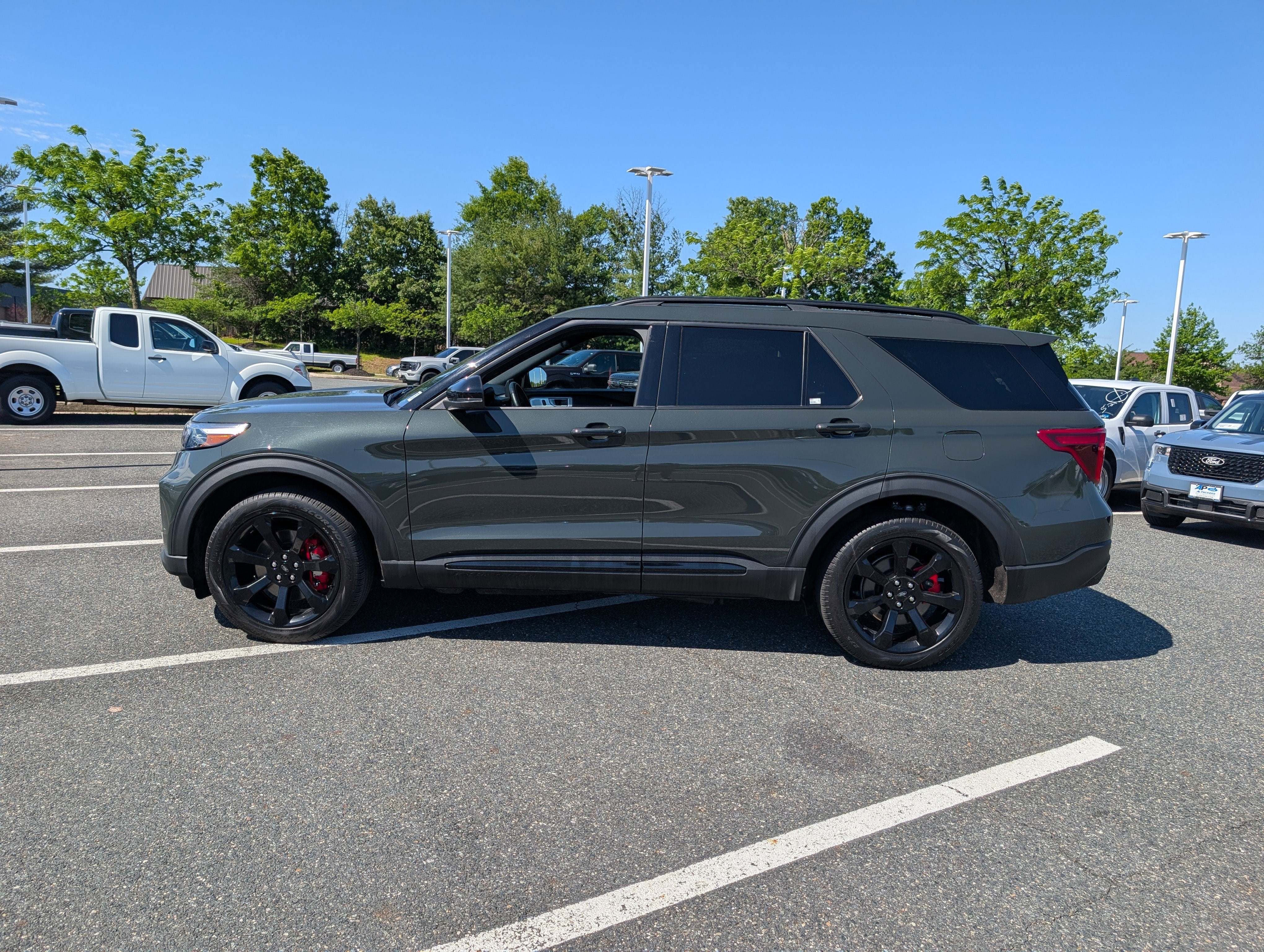 2023 Ford Explorer ST