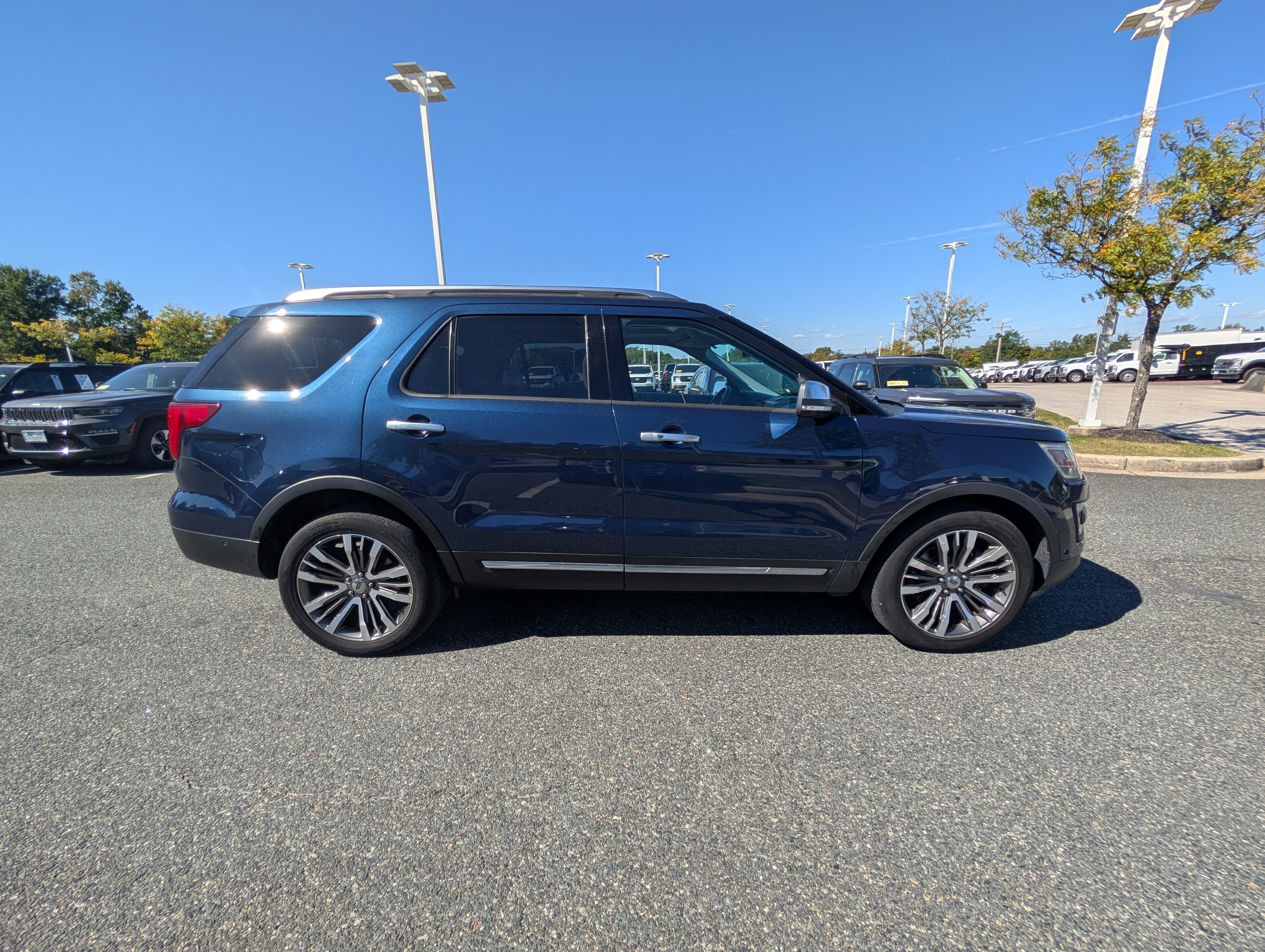 2017 Ford Explorer Platinum