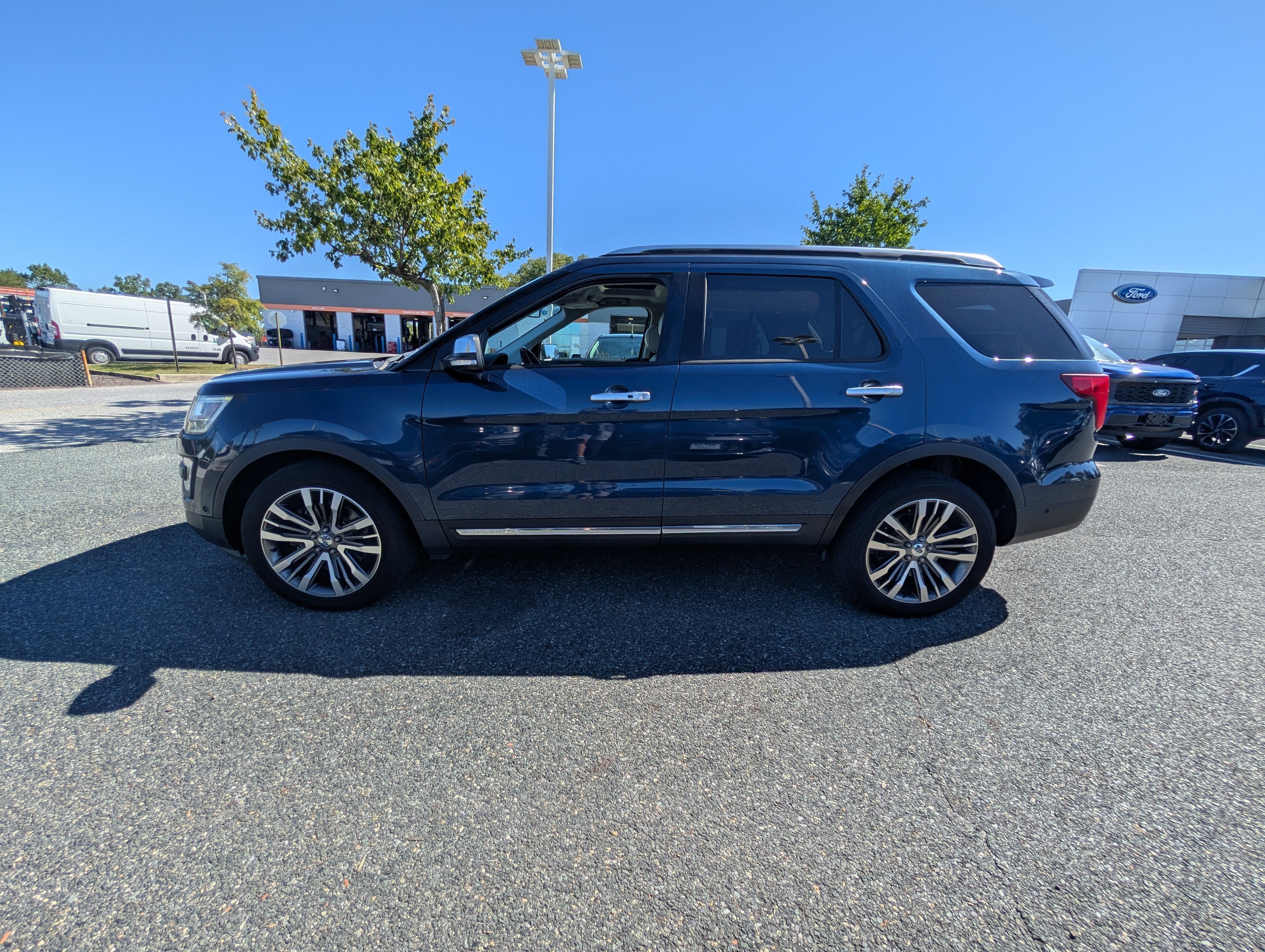 2017 Ford Explorer Platinum