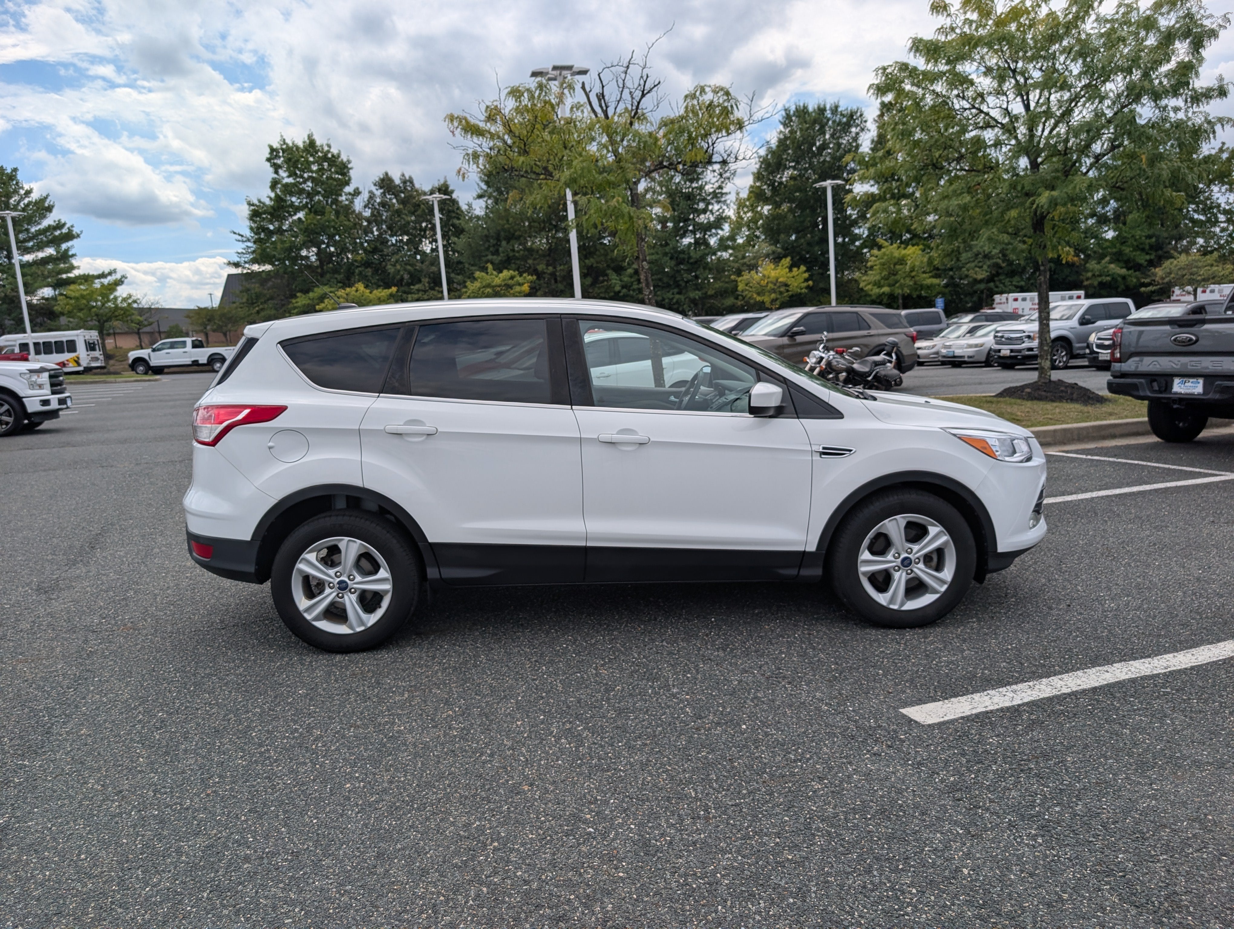 2015 Ford Escape SE