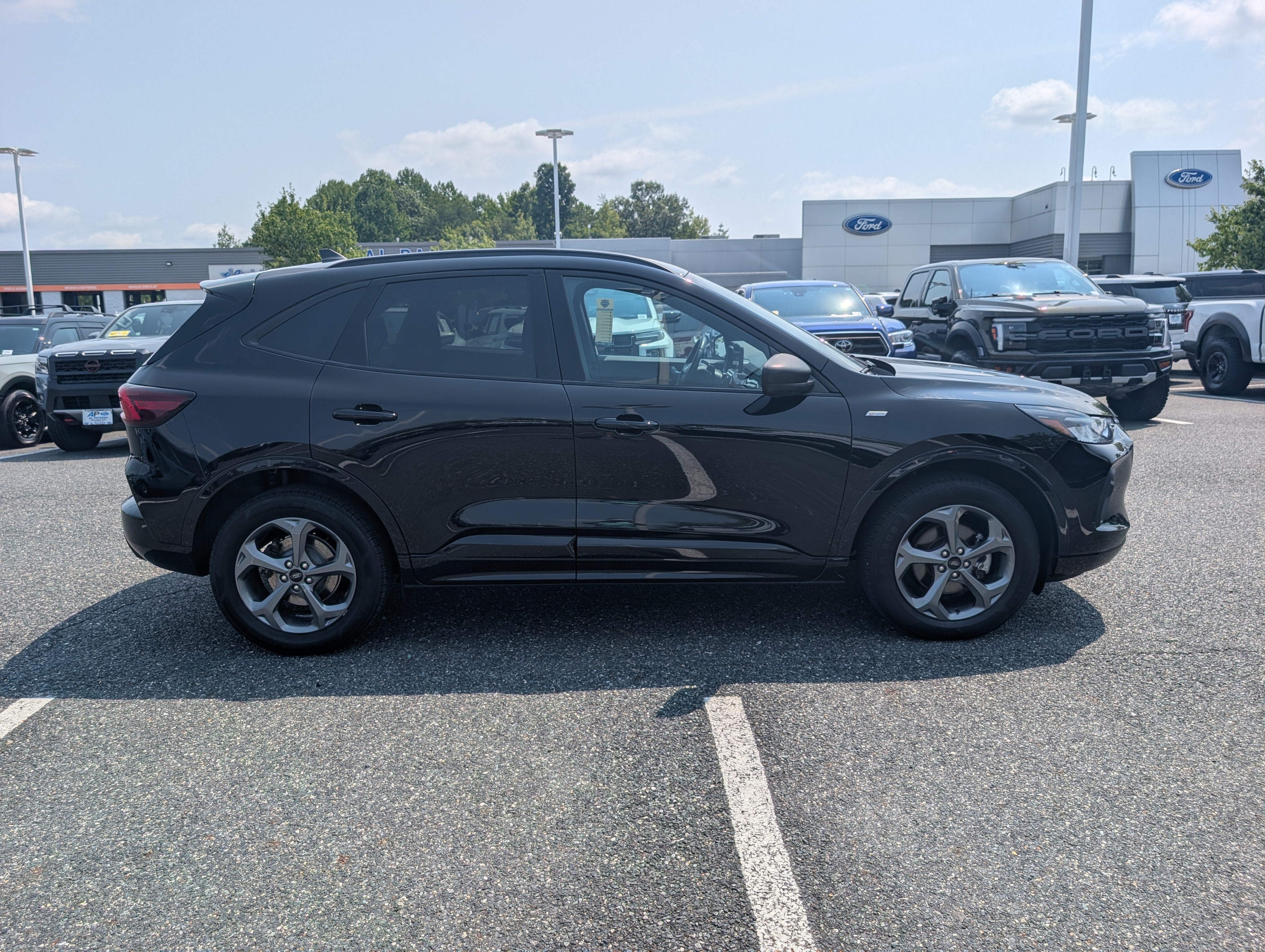 2024 Ford Escape ST-Line