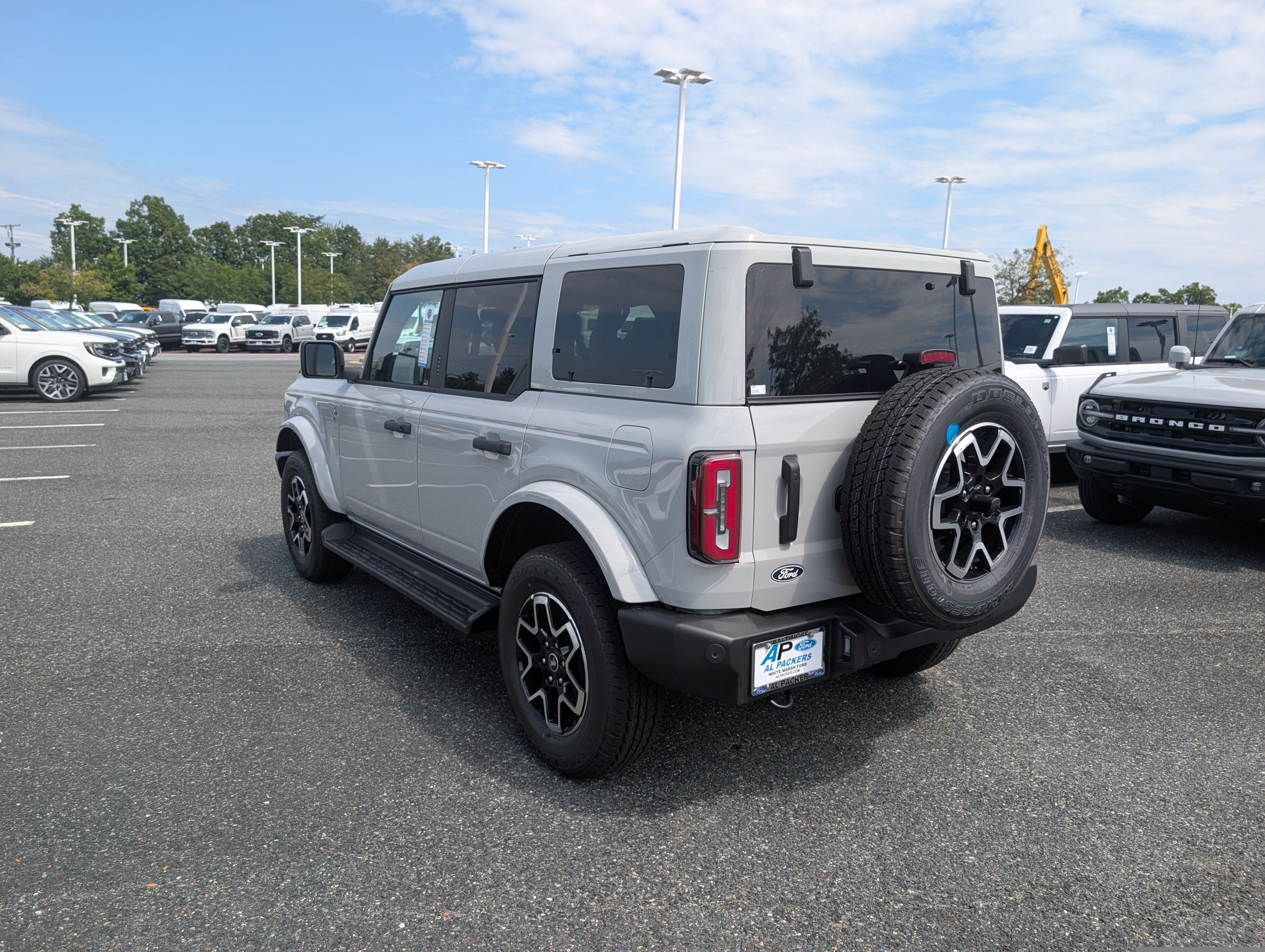 2026 Ford Bronco Outer Banks
