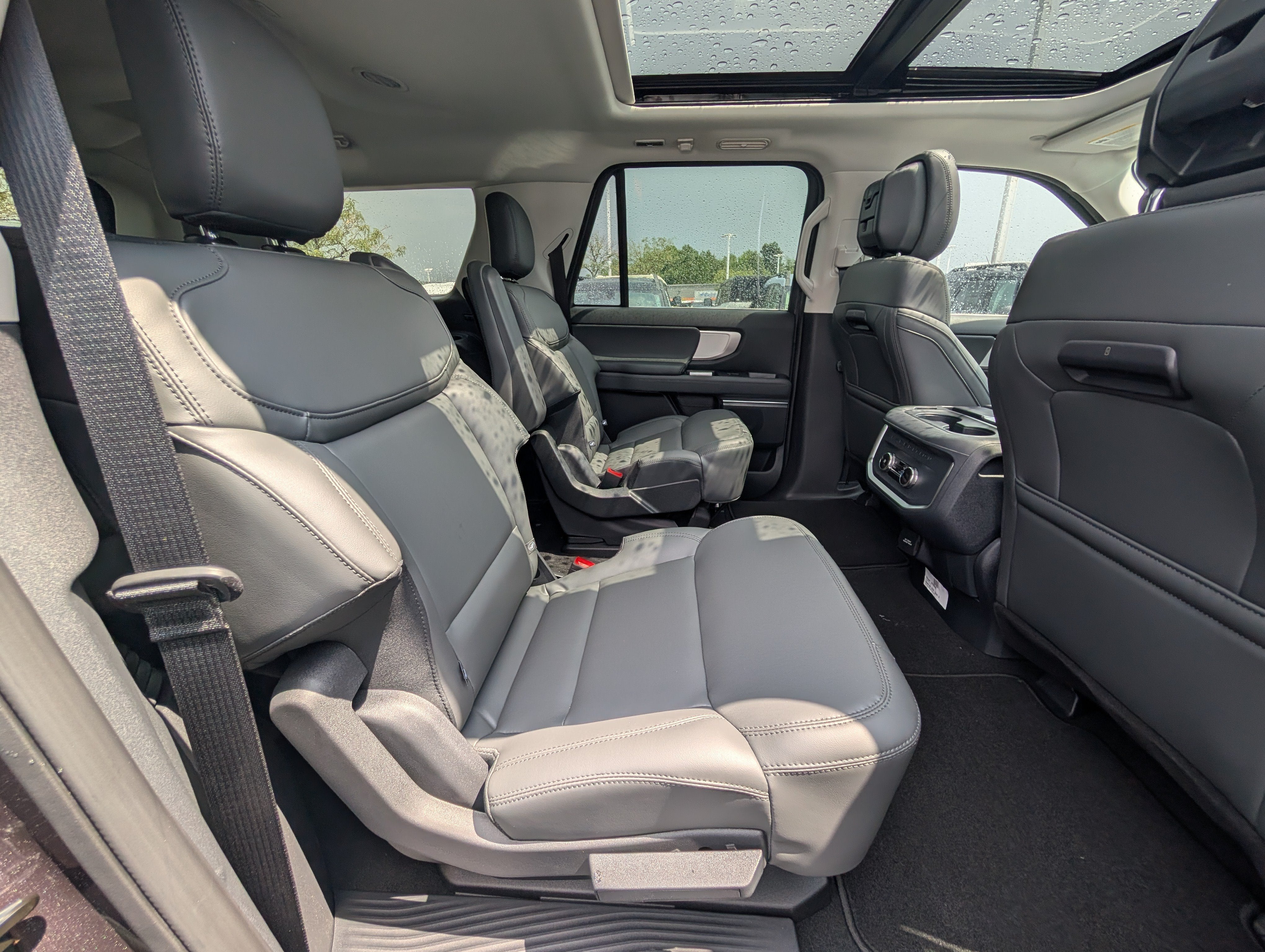 2027 Ford Expedition Max Active