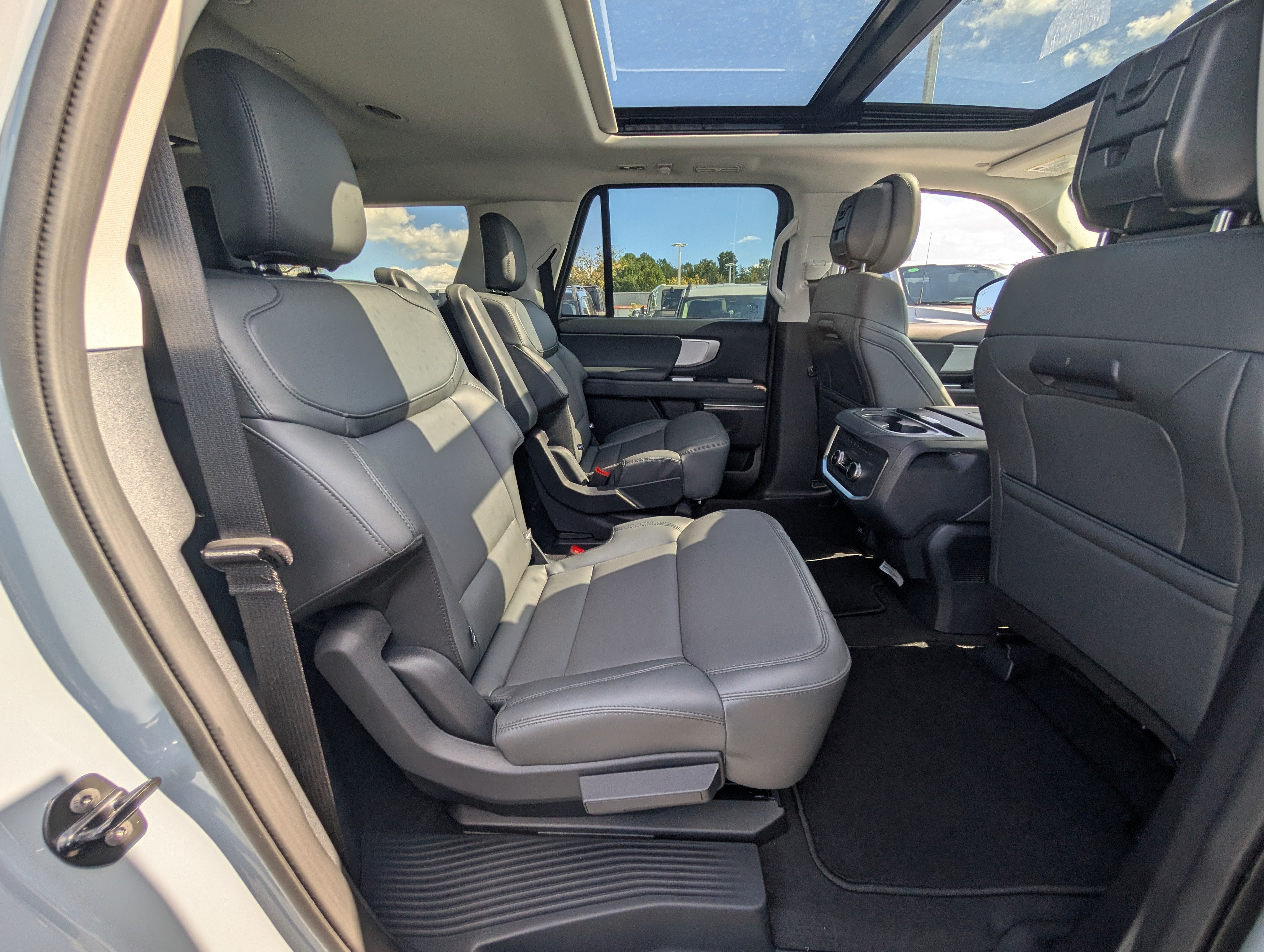 2027 Ford Expedition Max Active
