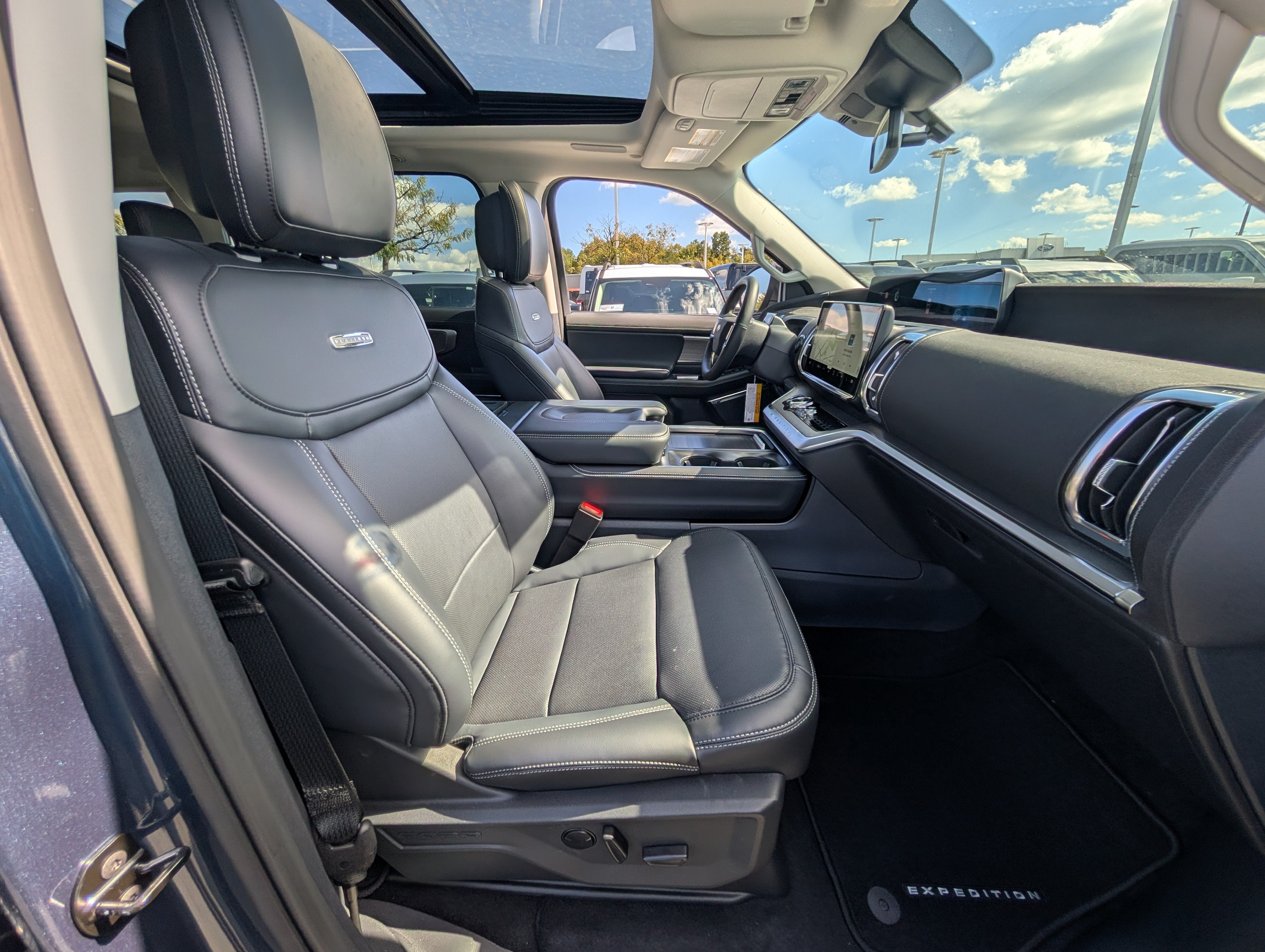 2027 Ford Expedition Max Platinum