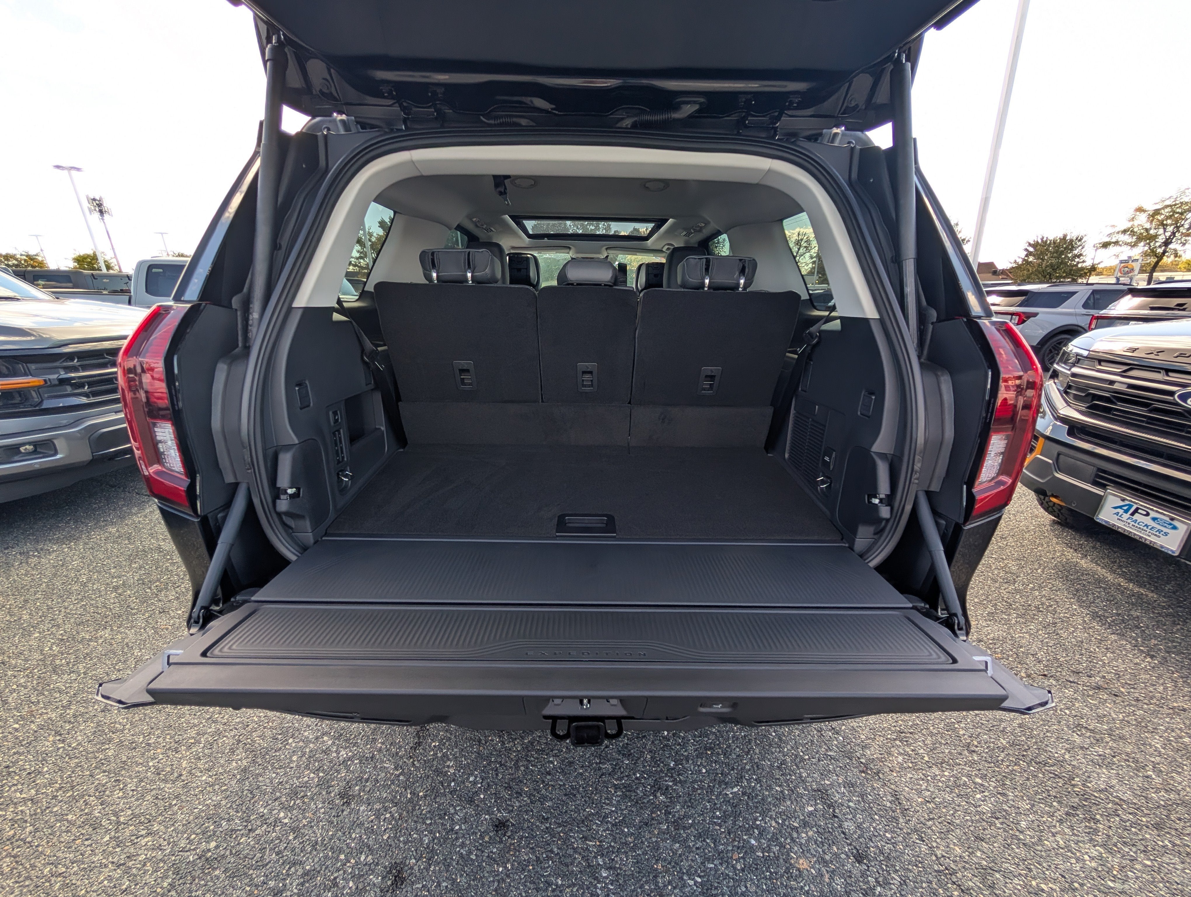 2027 Ford Expedition Active