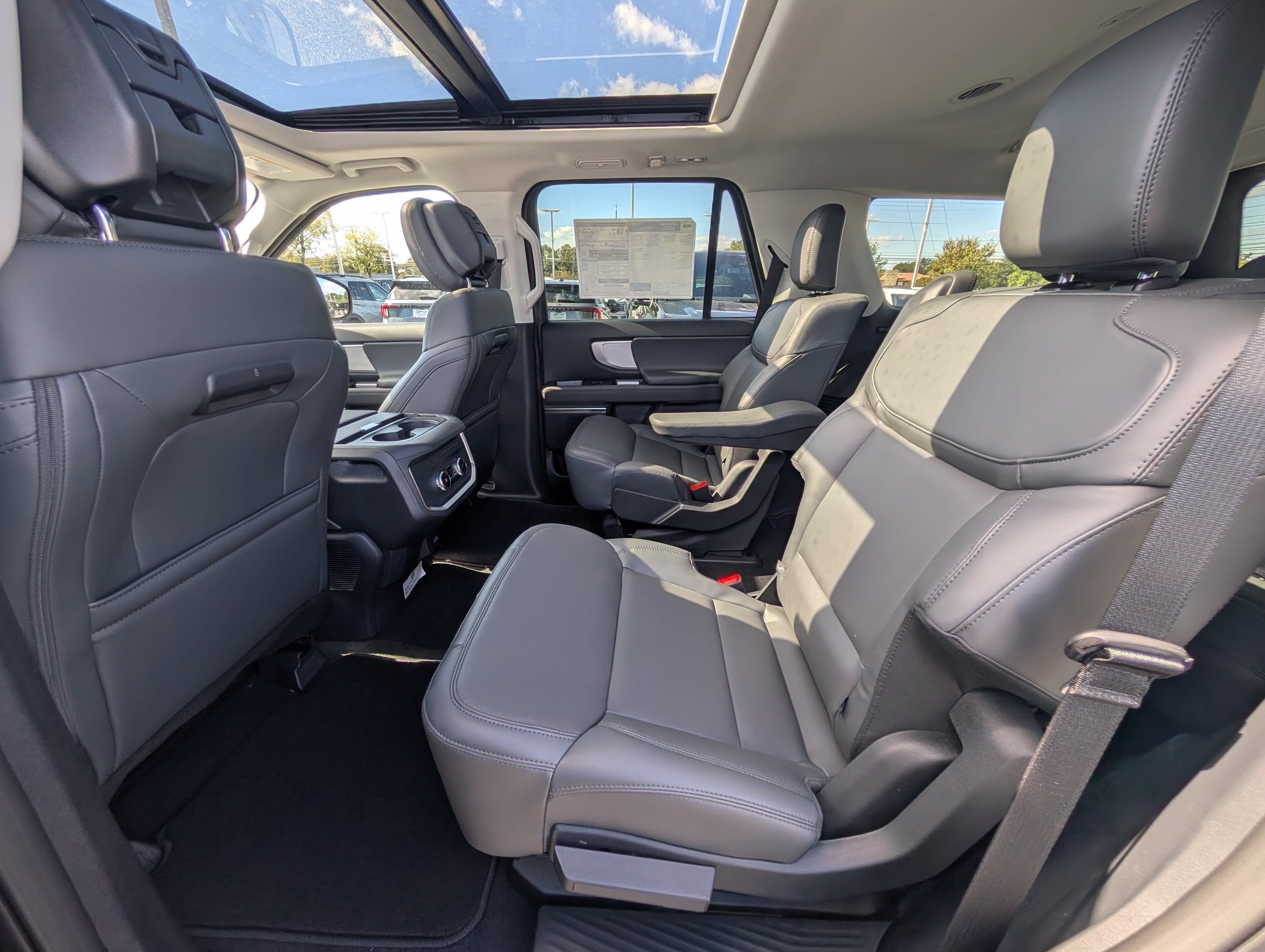 2027 Ford Expedition Active