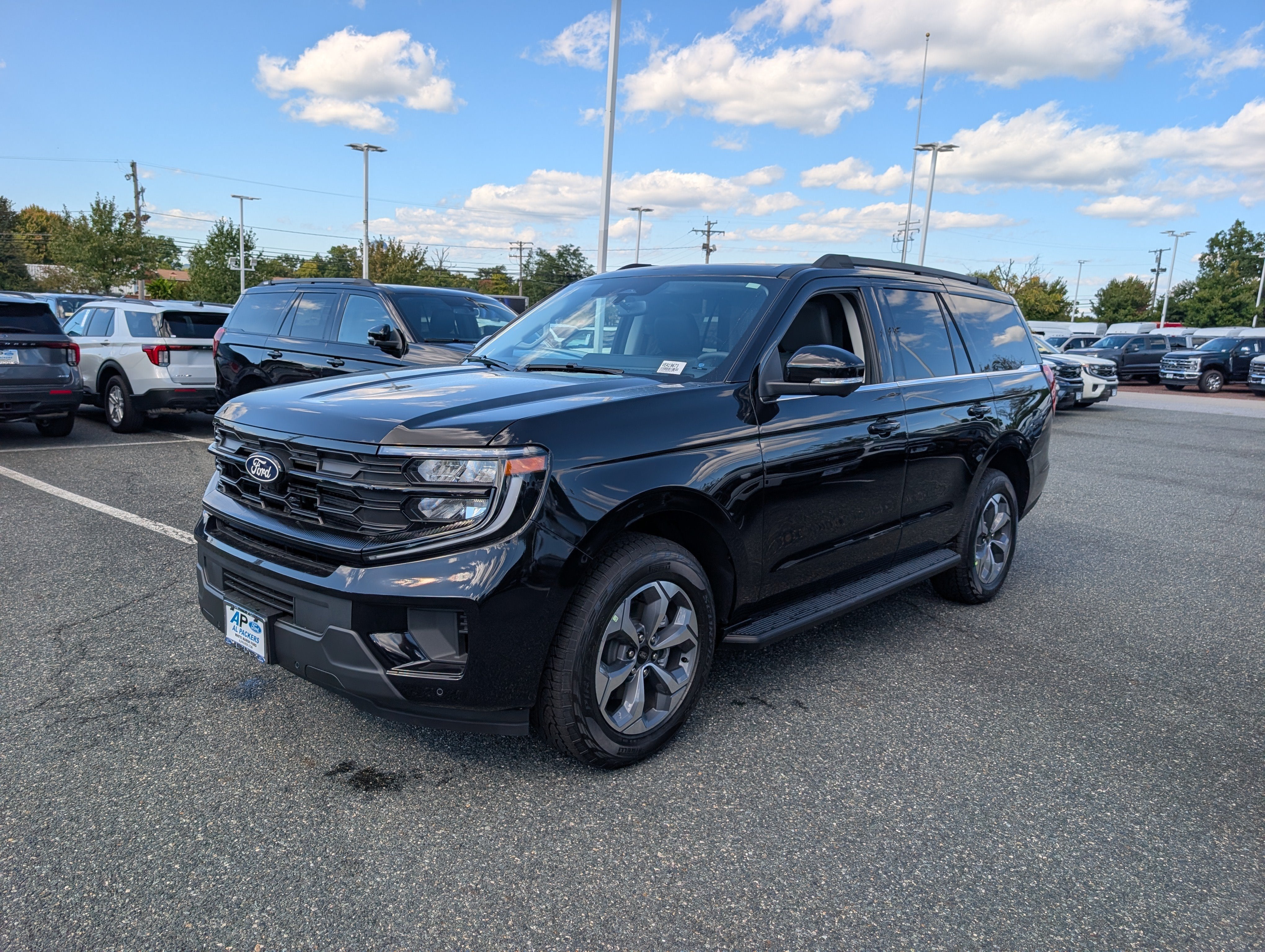 2027 Ford Expedition Active