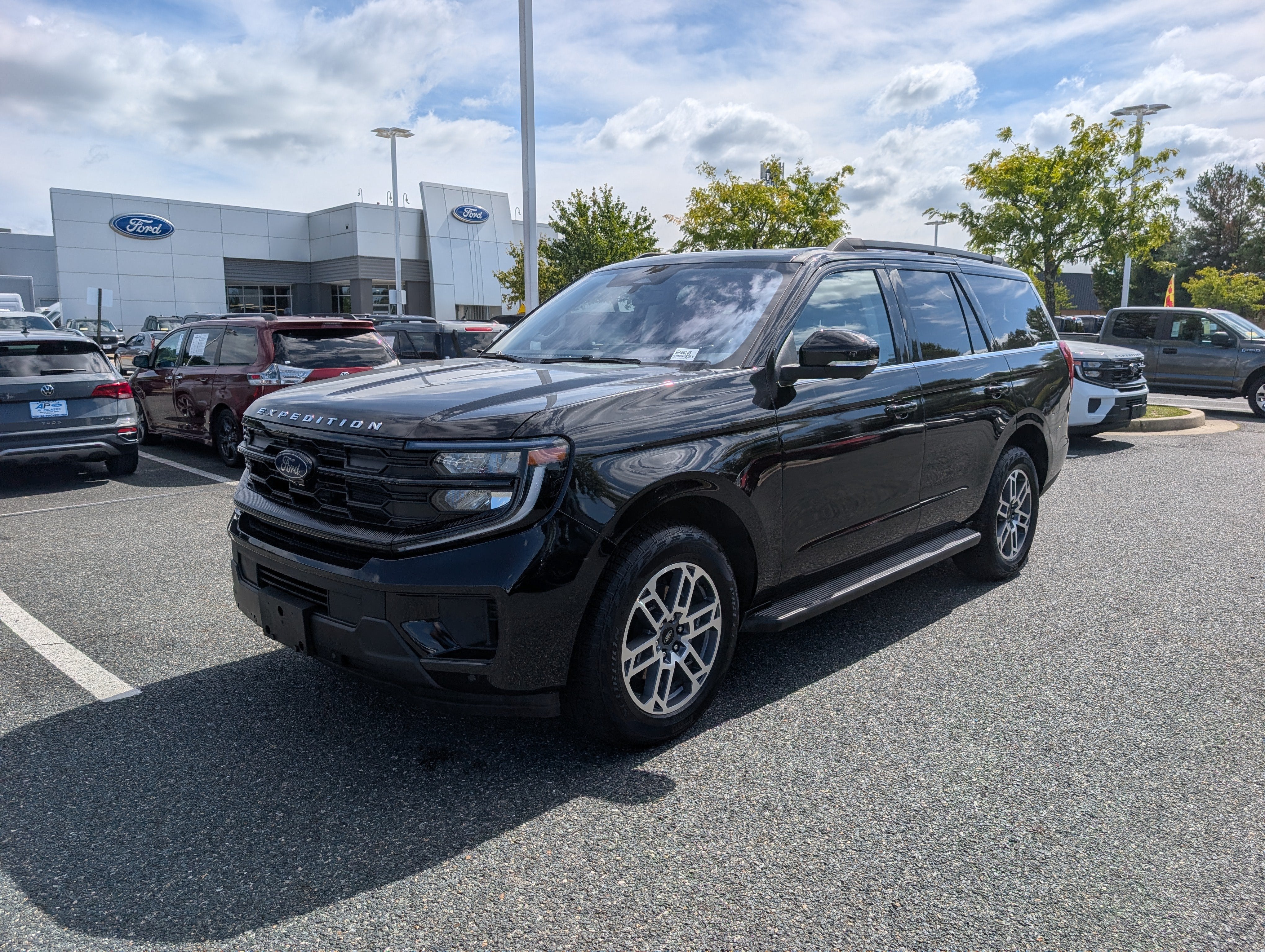 2025 Ford Expedition Active