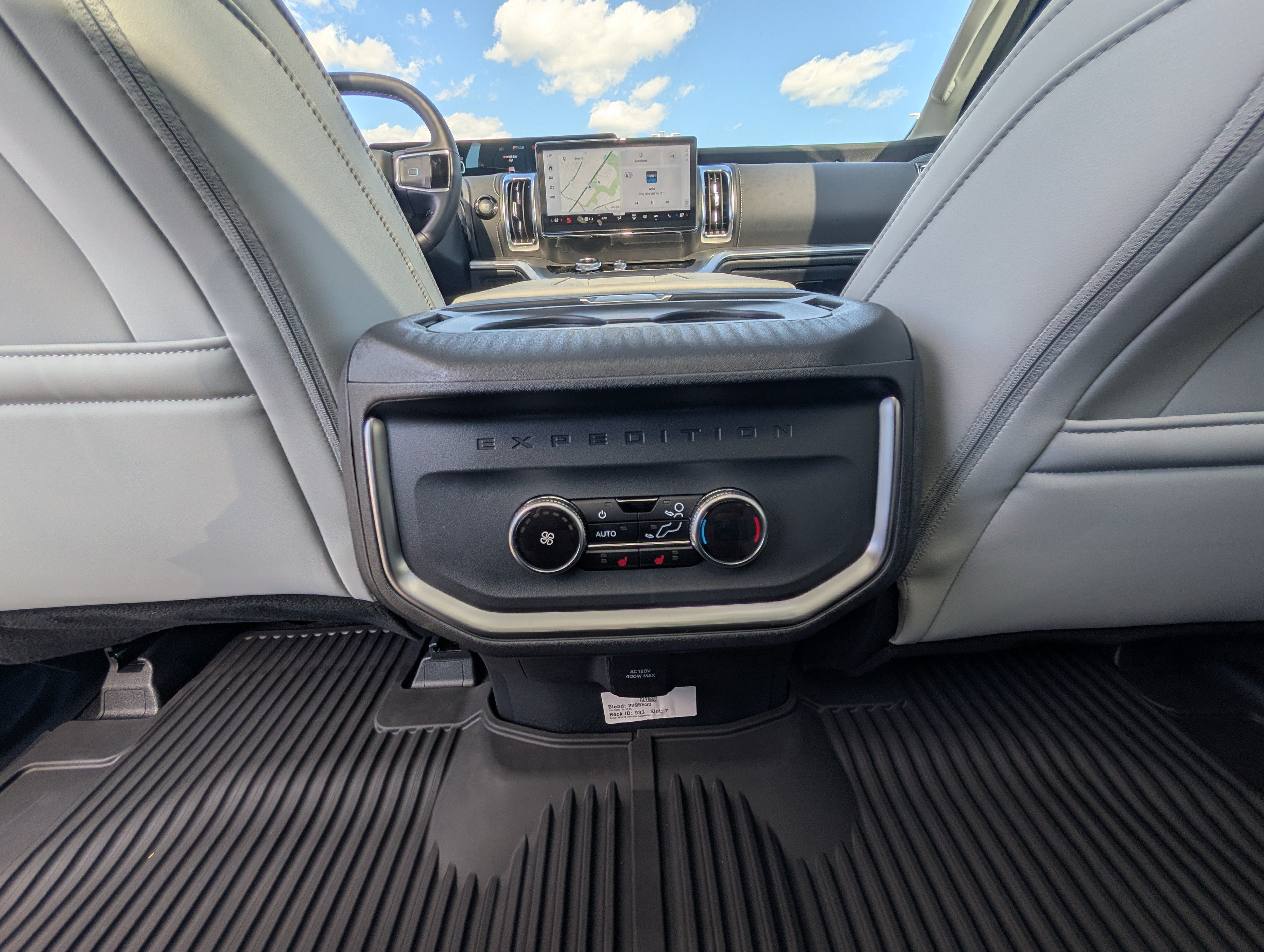2027 Ford Expedition Platinum