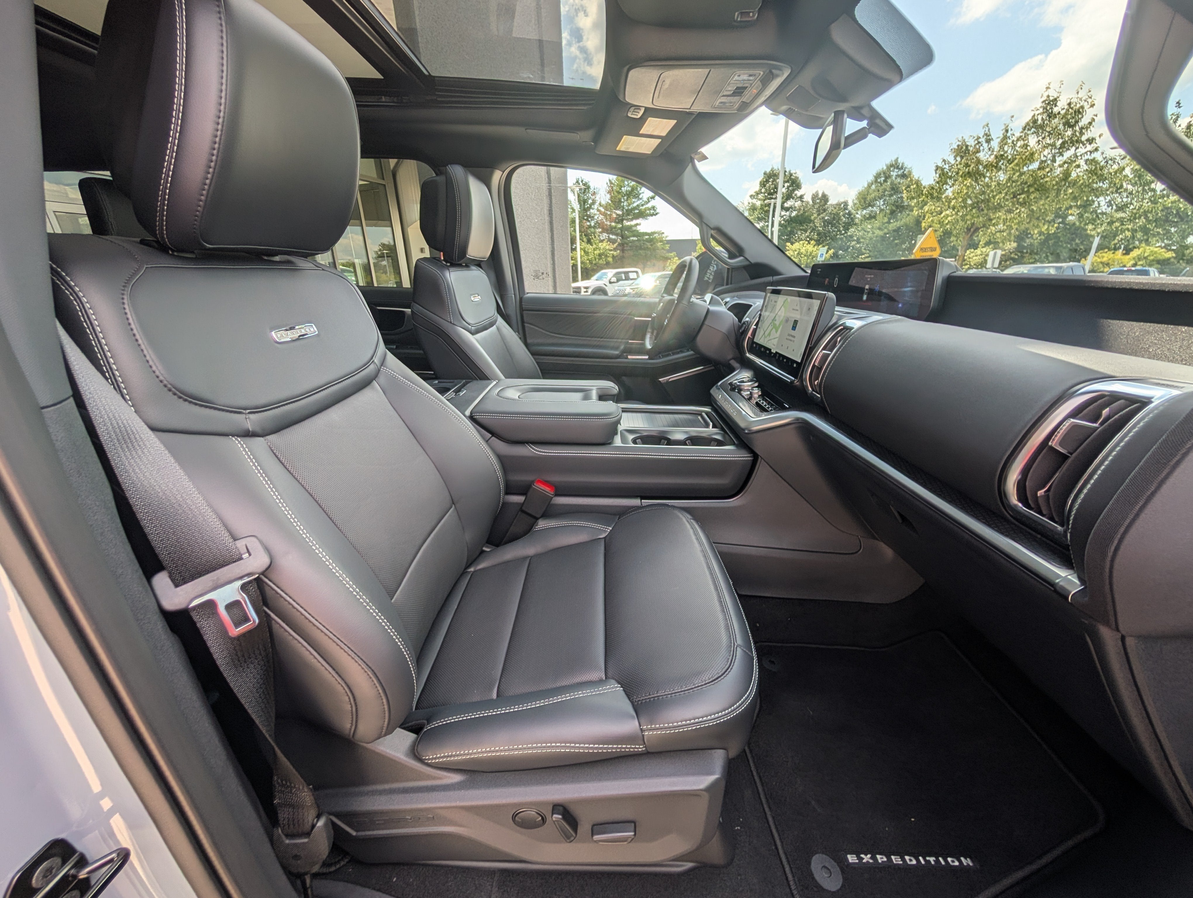 2027 Ford Expedition Platinum