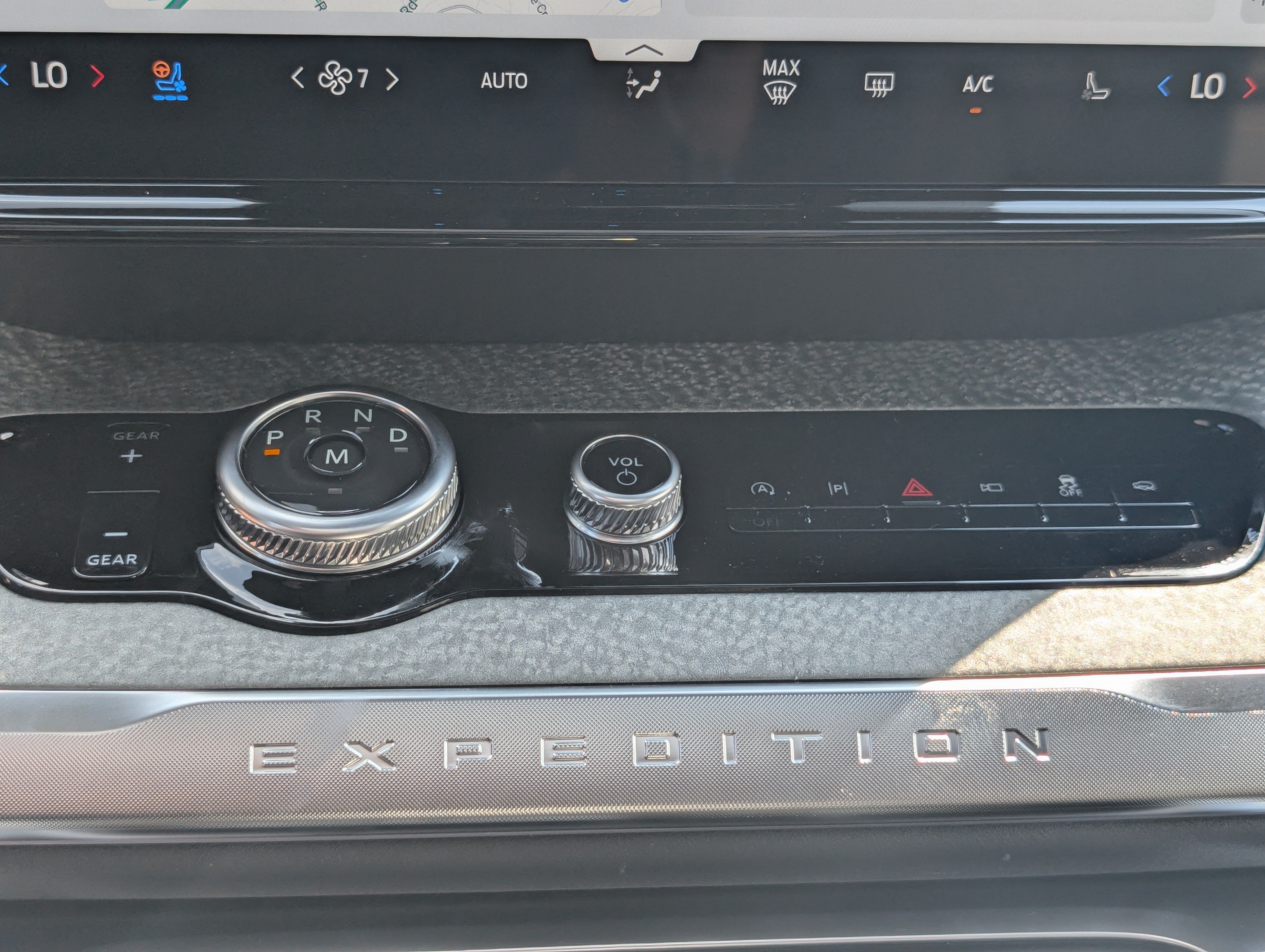2027 Ford Expedition Tremor