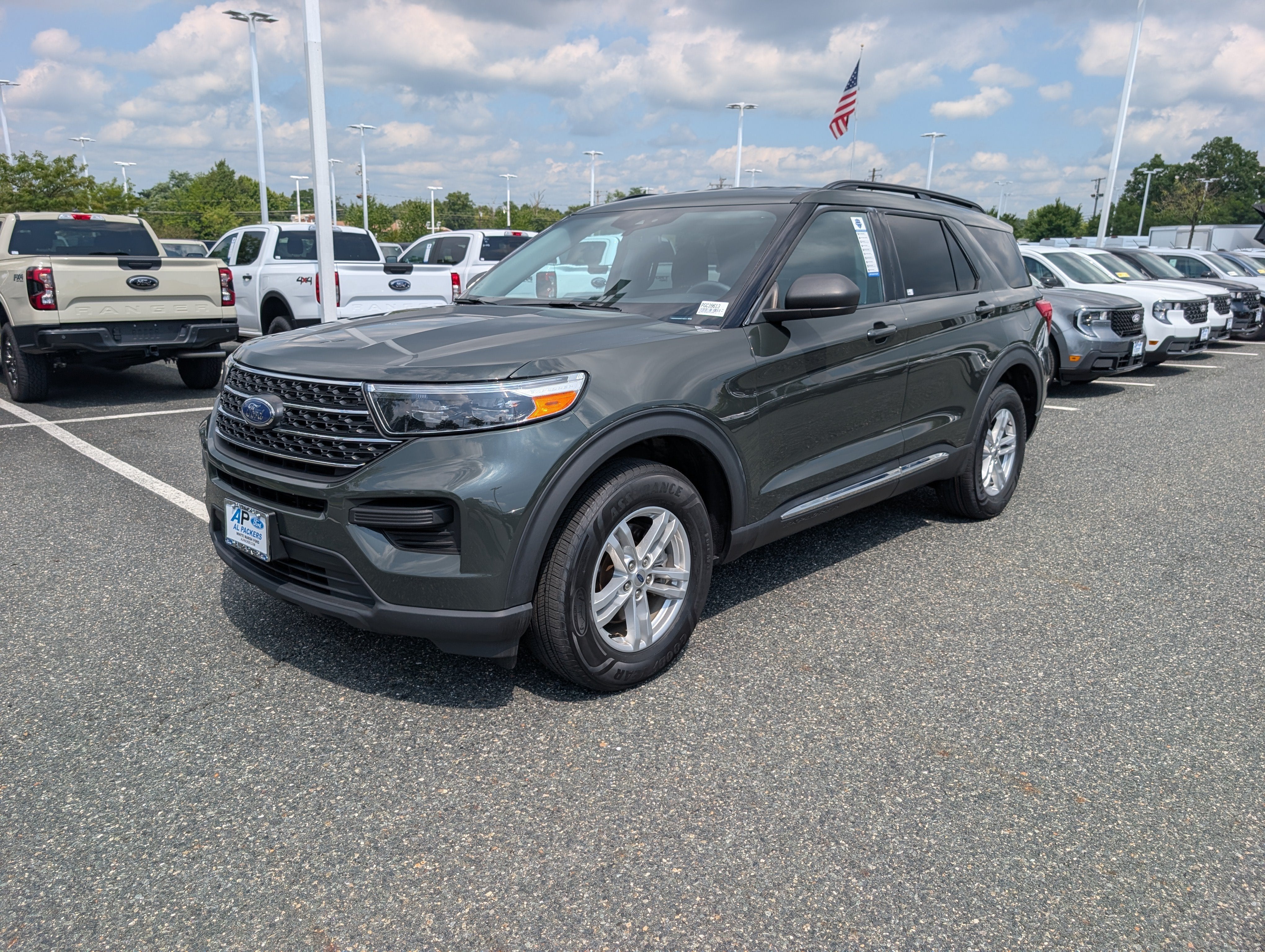 2023 Ford Explorer XLT