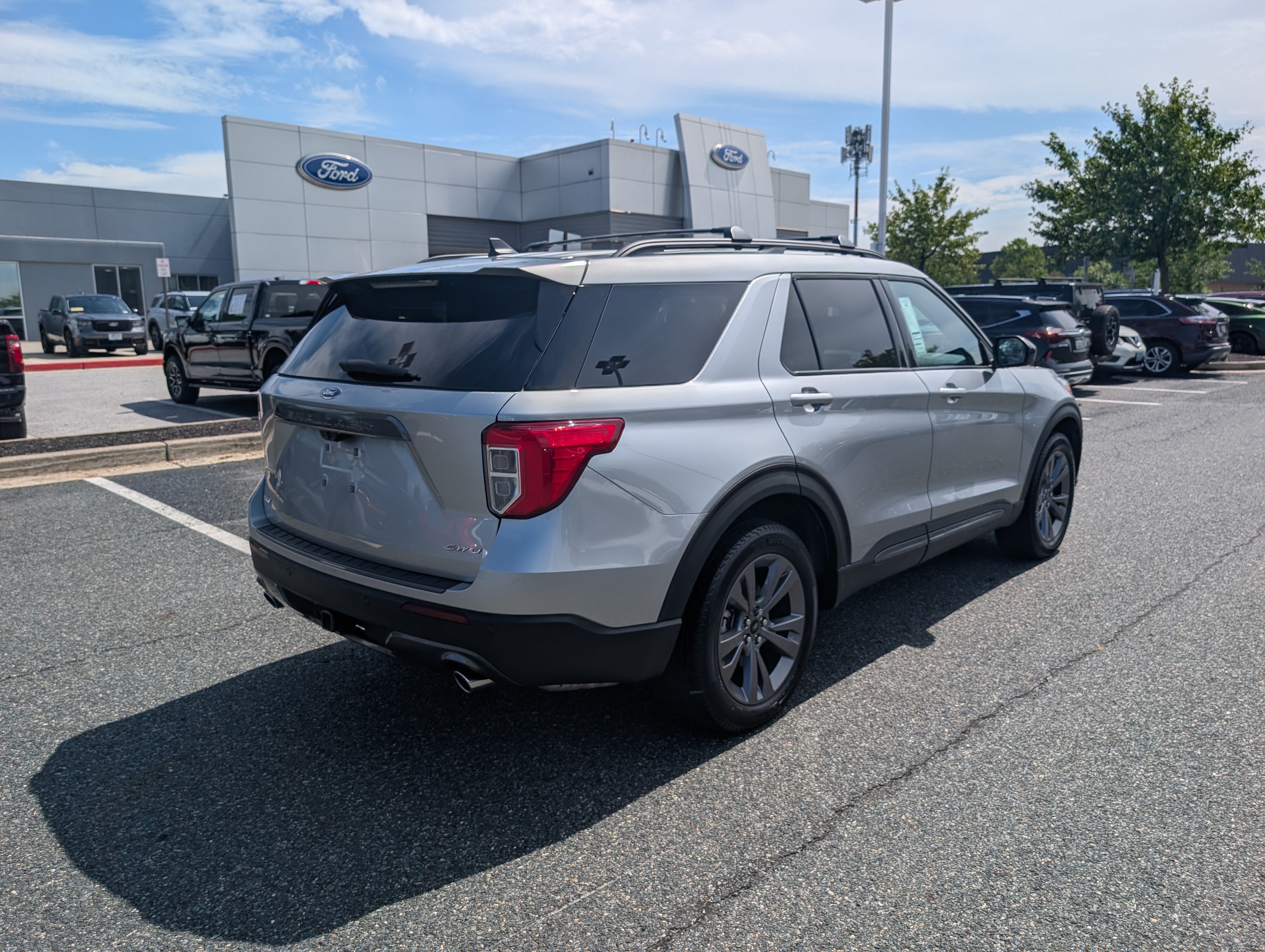 2024 Ford Explorer XLT