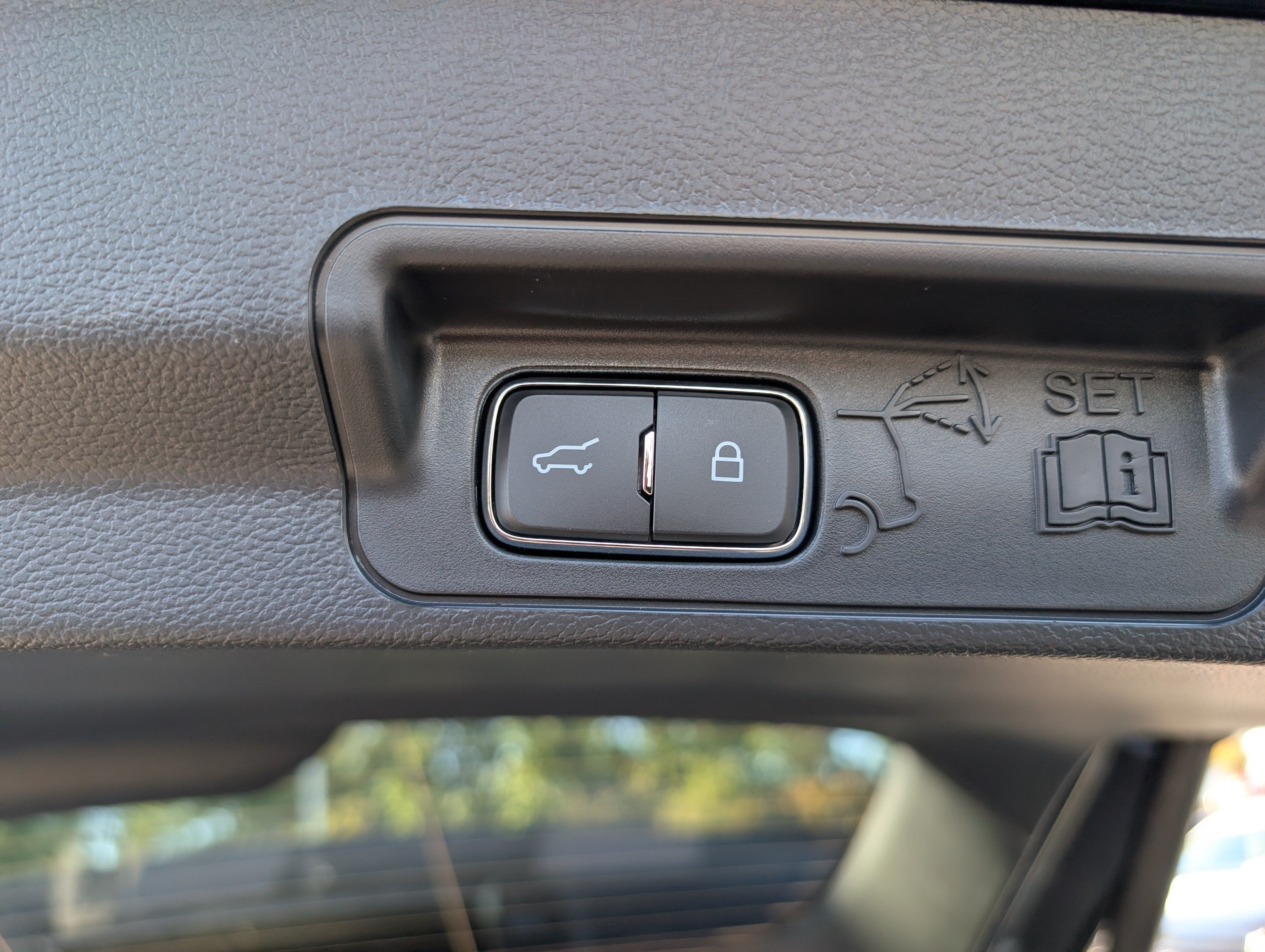 2027 Ford Explorer Active with 200A Pkg