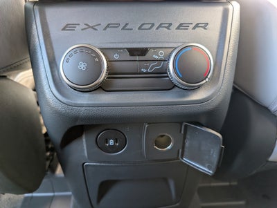 2027 Ford Explorer Active with 200A Pkg