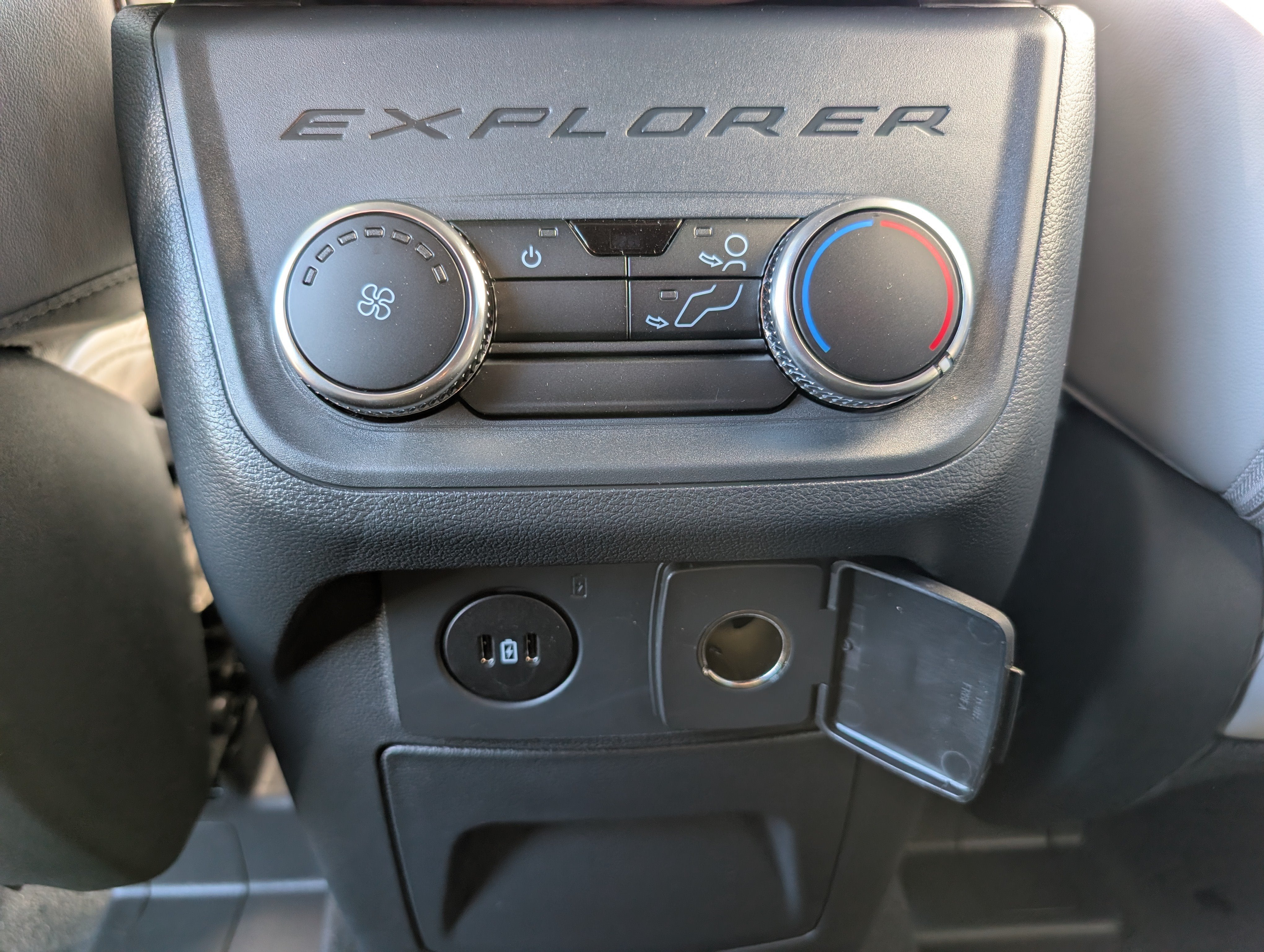 2027 Ford Explorer Active with 200A Pkg