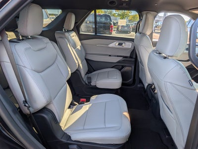 2027 Ford Explorer Active with 200A Pkg