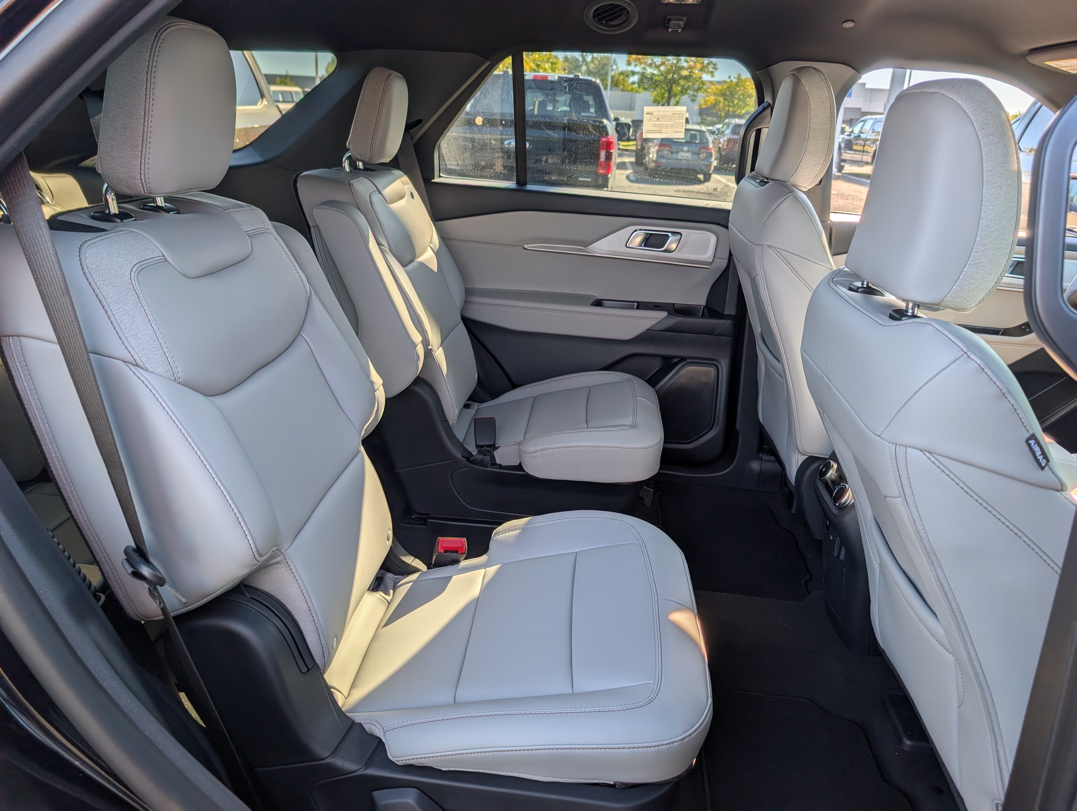 2027 Ford Explorer Active with 200A Pkg
