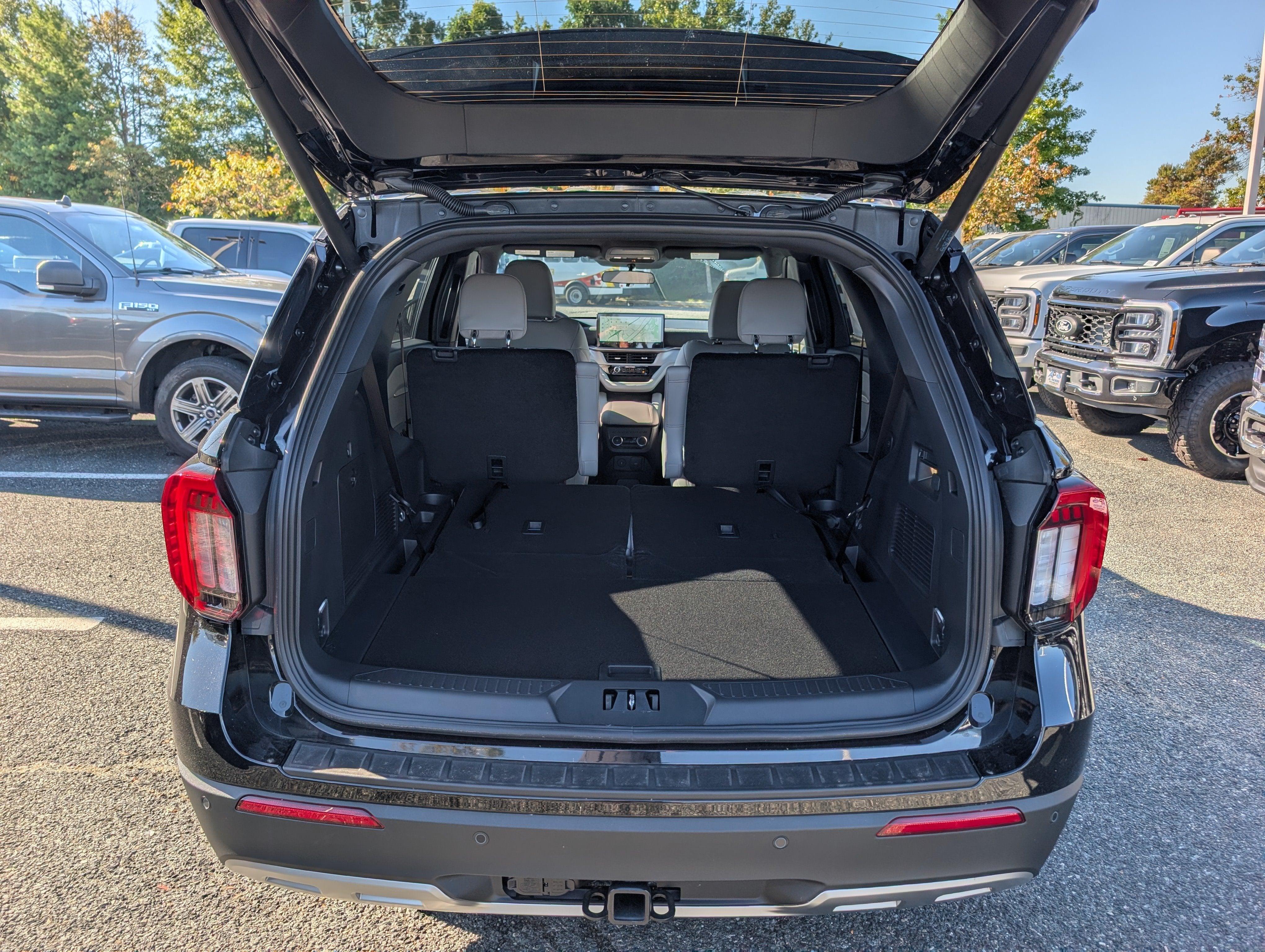 2027 Ford Explorer Active with 200A Pkg