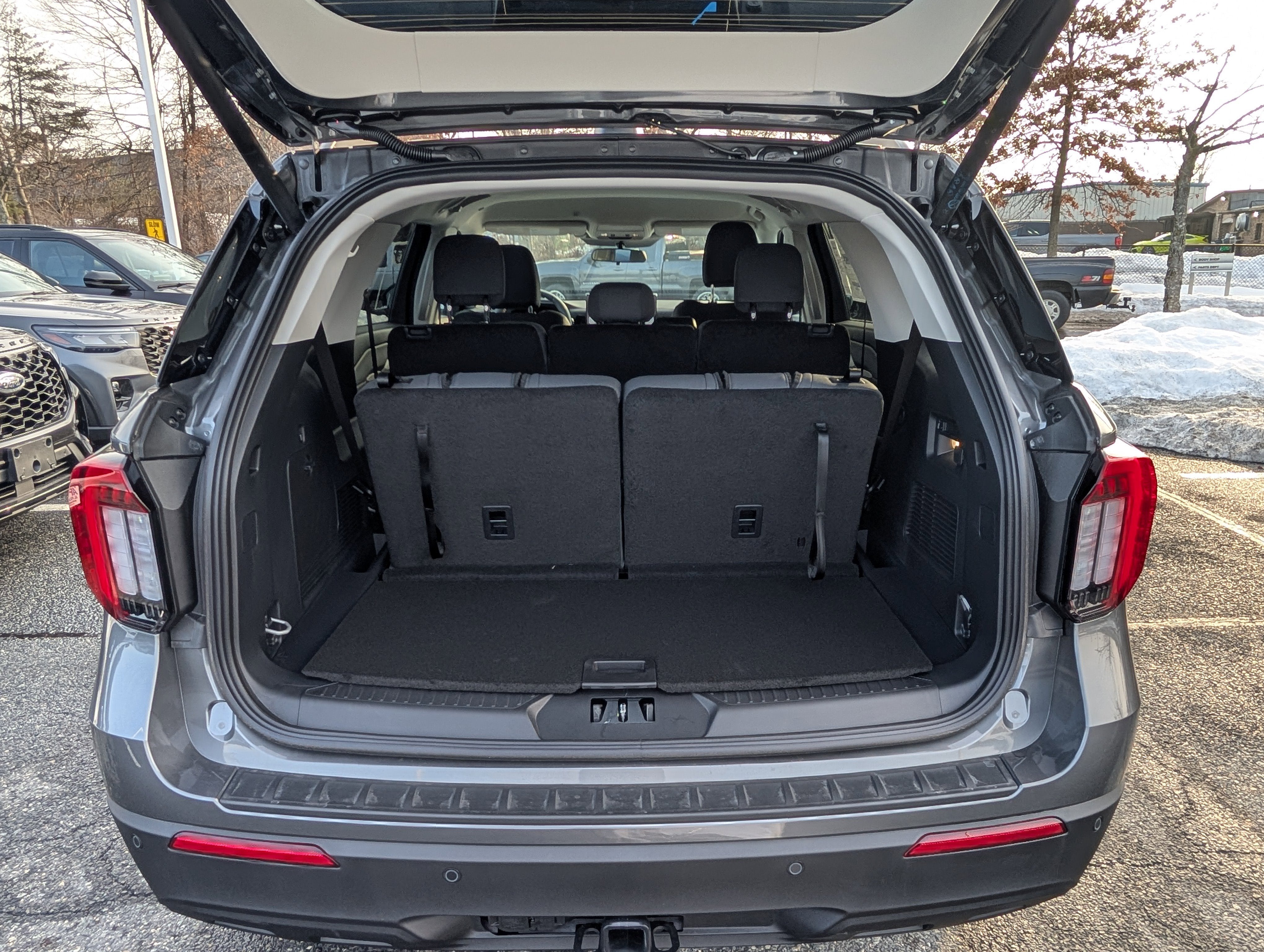 2026 Ford Explorer Active w/200A Pkg